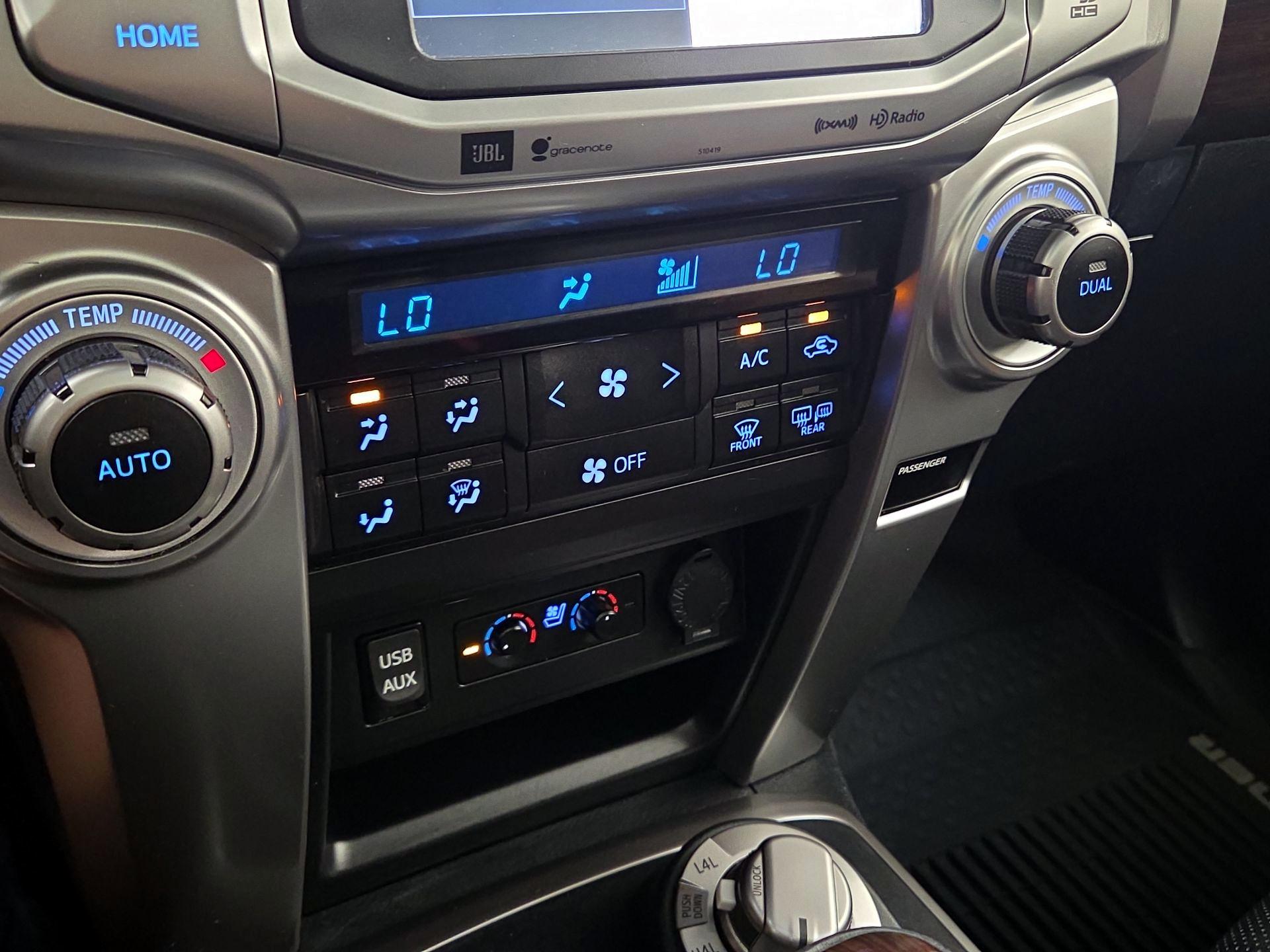 Thumbnail: 2019 Toyota 4Runner - 16