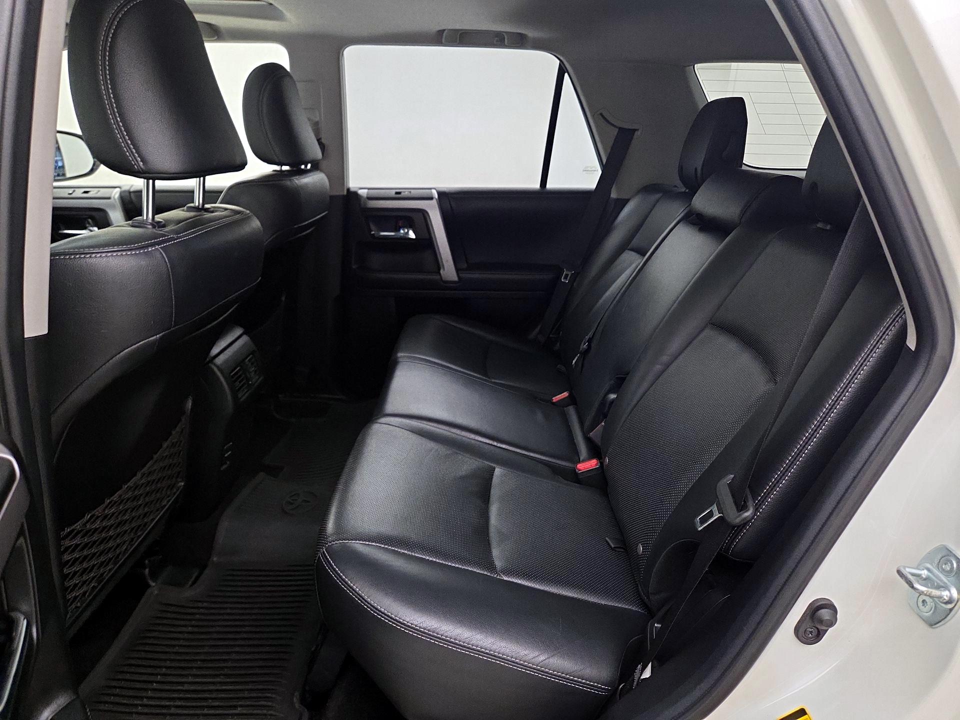 Thumbnail: 2019 Toyota 4Runner - 19