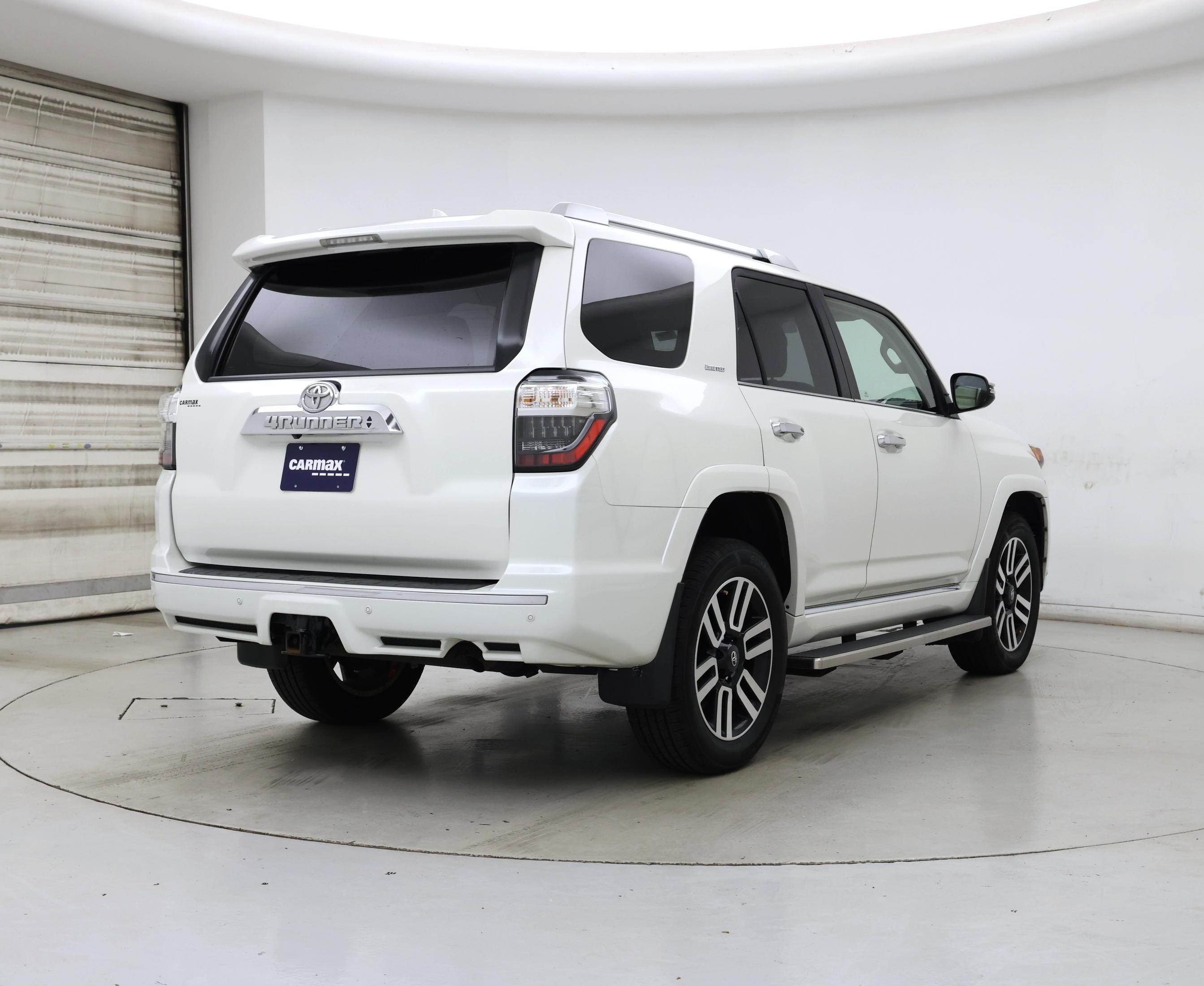 Thumbnail: 2019 Toyota 4Runner - 8