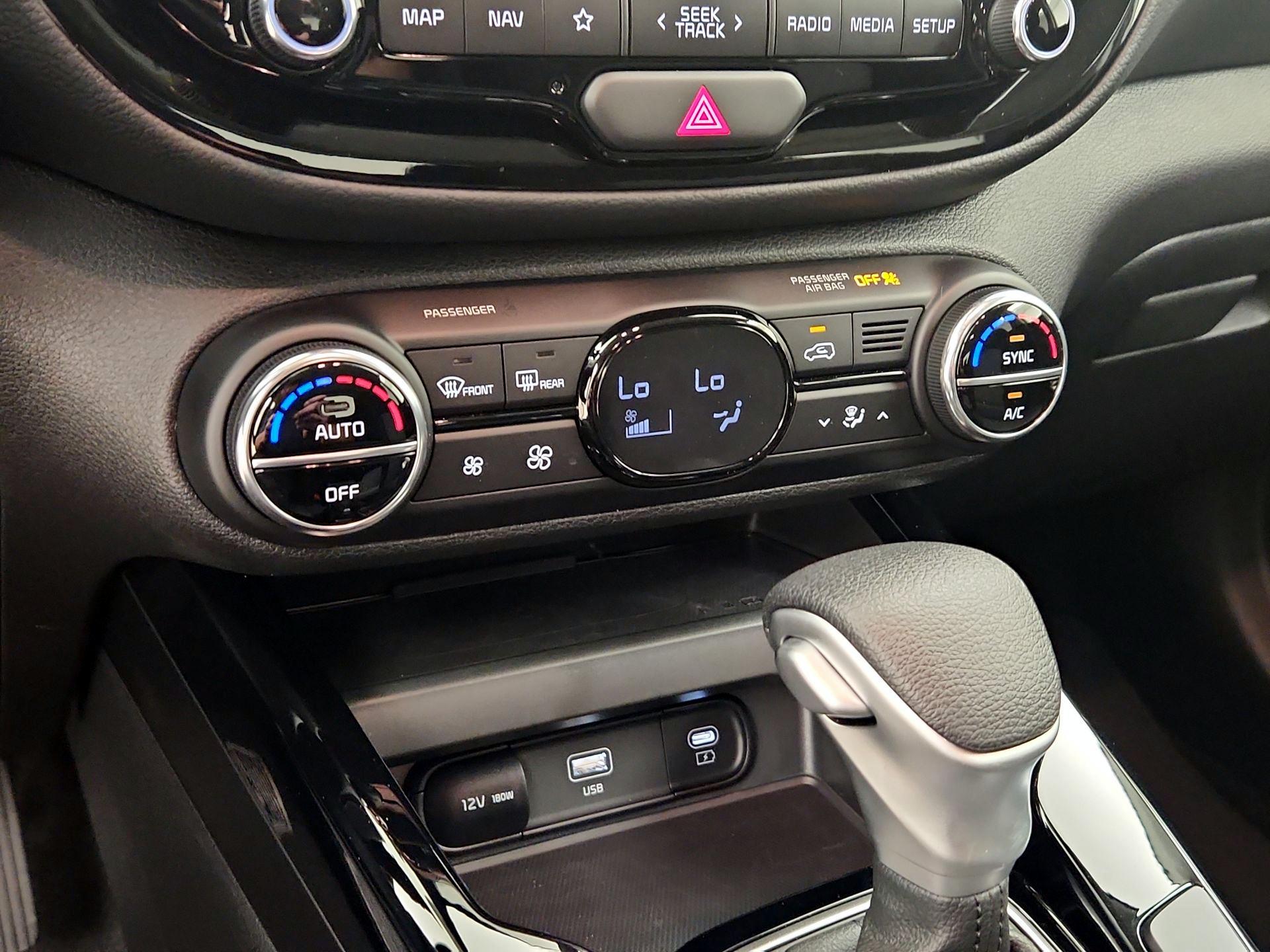 Thumbnail: 2025 Kia Soul - 17