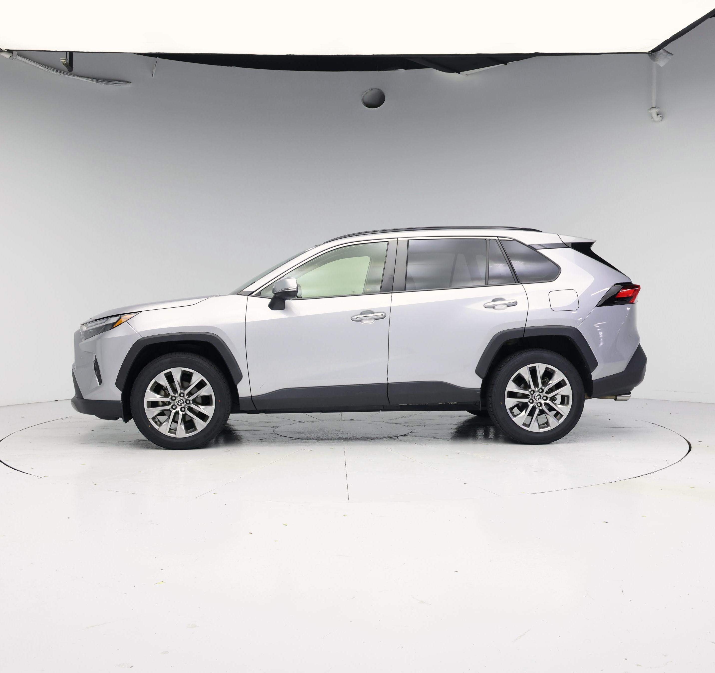 Thumbnail: 2023 Toyota RAV4 - 3