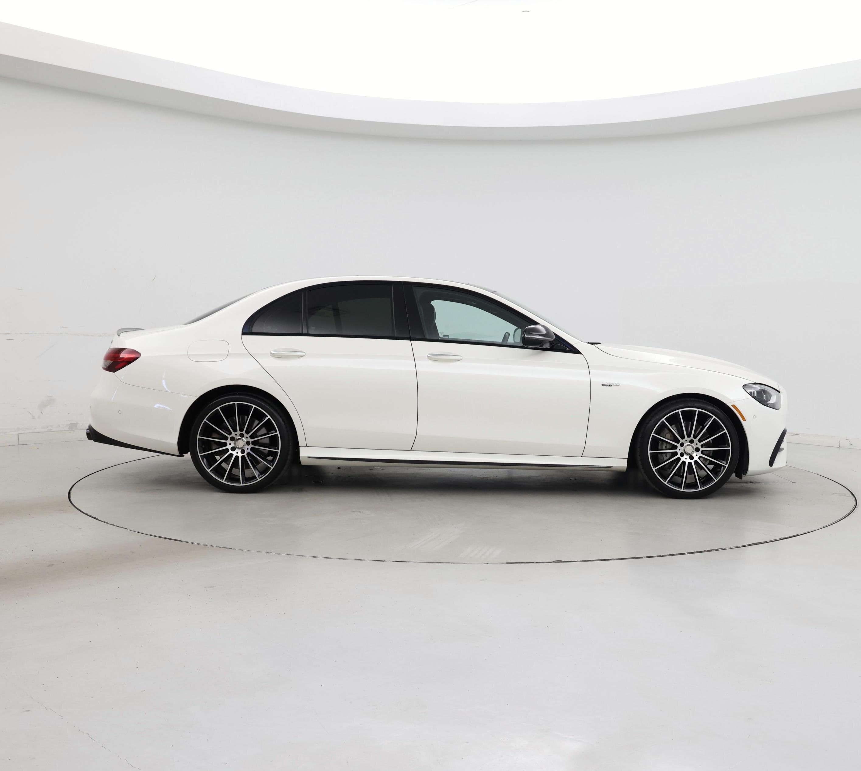 Thumbnail: 2022 Mercedes-Benz E-Class - 7