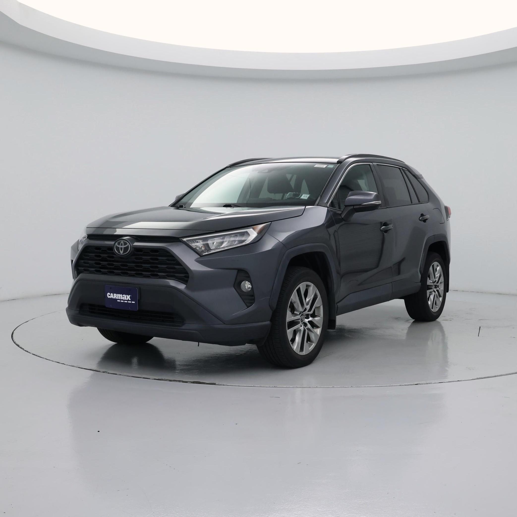 Thumbnail: 2019 Toyota RAV4 - 4