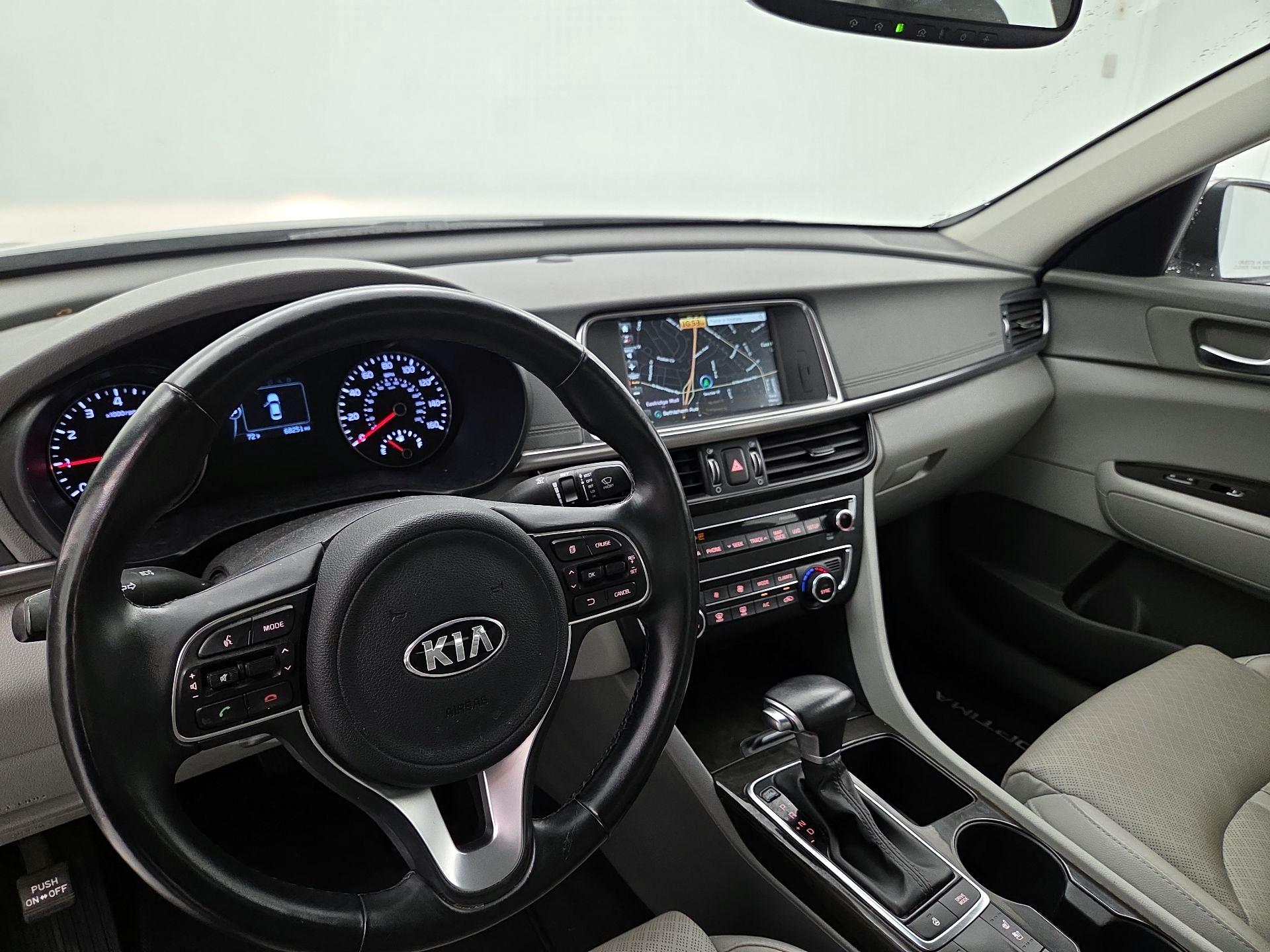 Thumbnail: 2016 Kia Optima - 9
