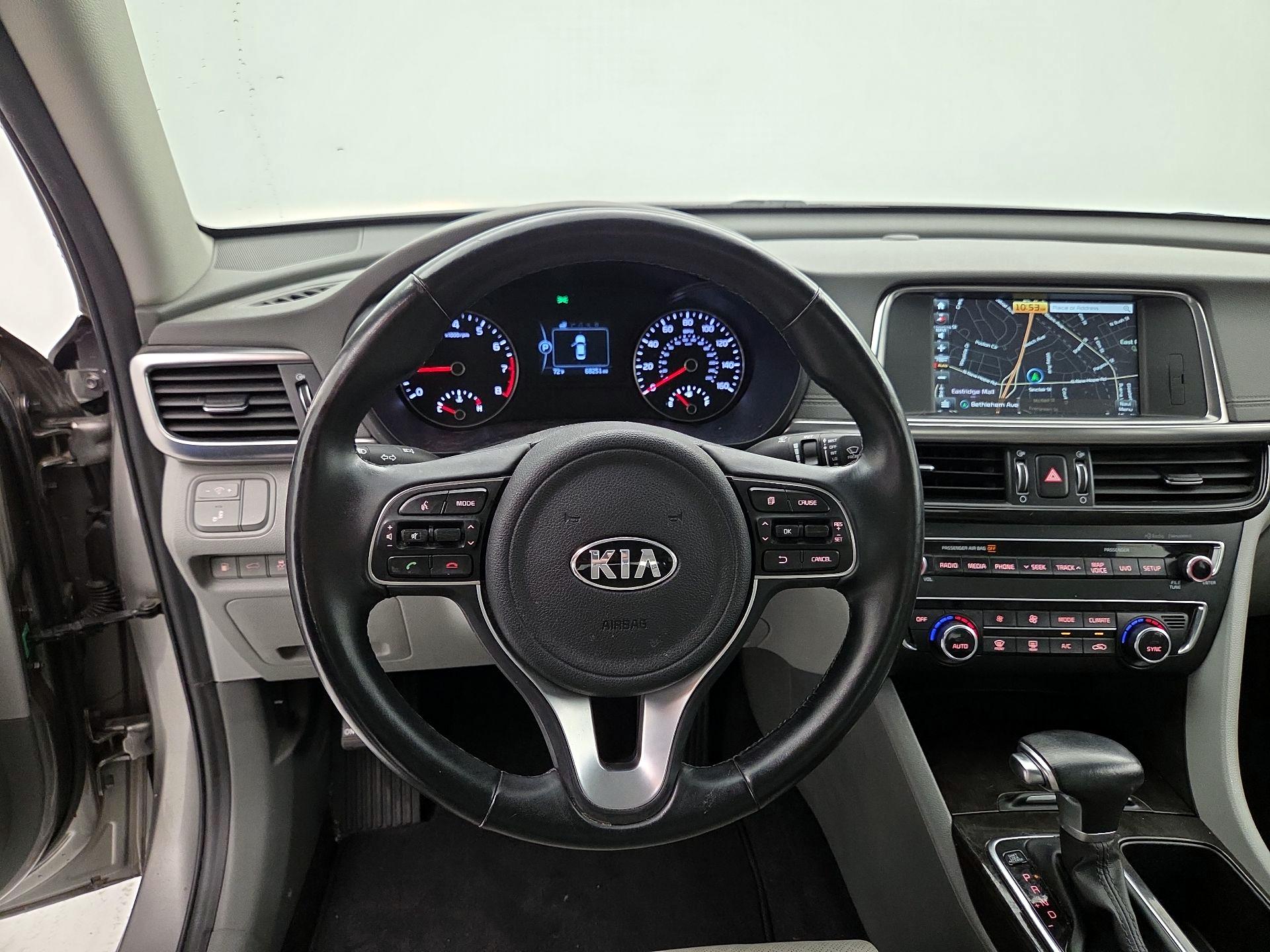 Thumbnail: 2016 Kia Optima - 10