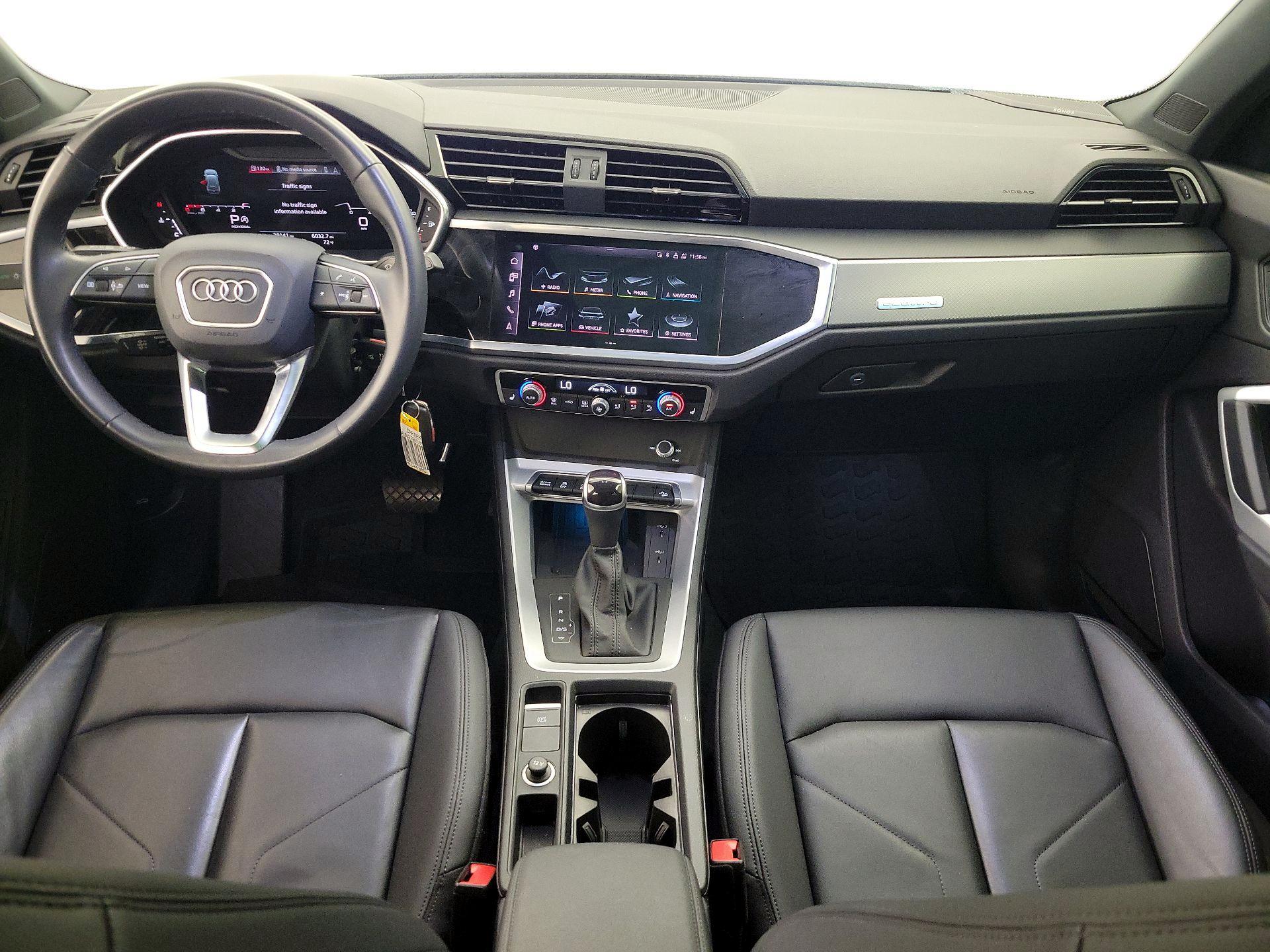 Thumbnail: 2022 Audi Q3 - 9