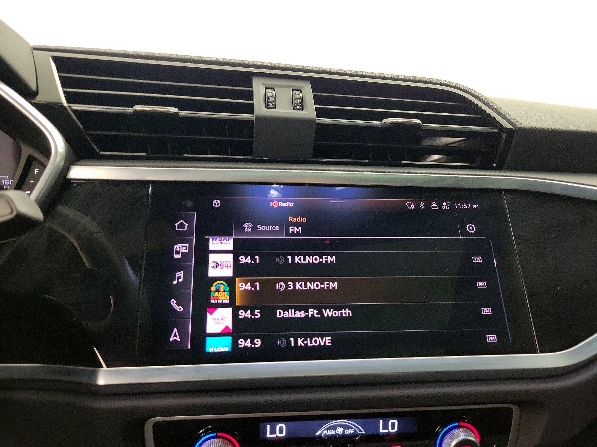 Thumbnail: 2022 Audi Q3 - 16
