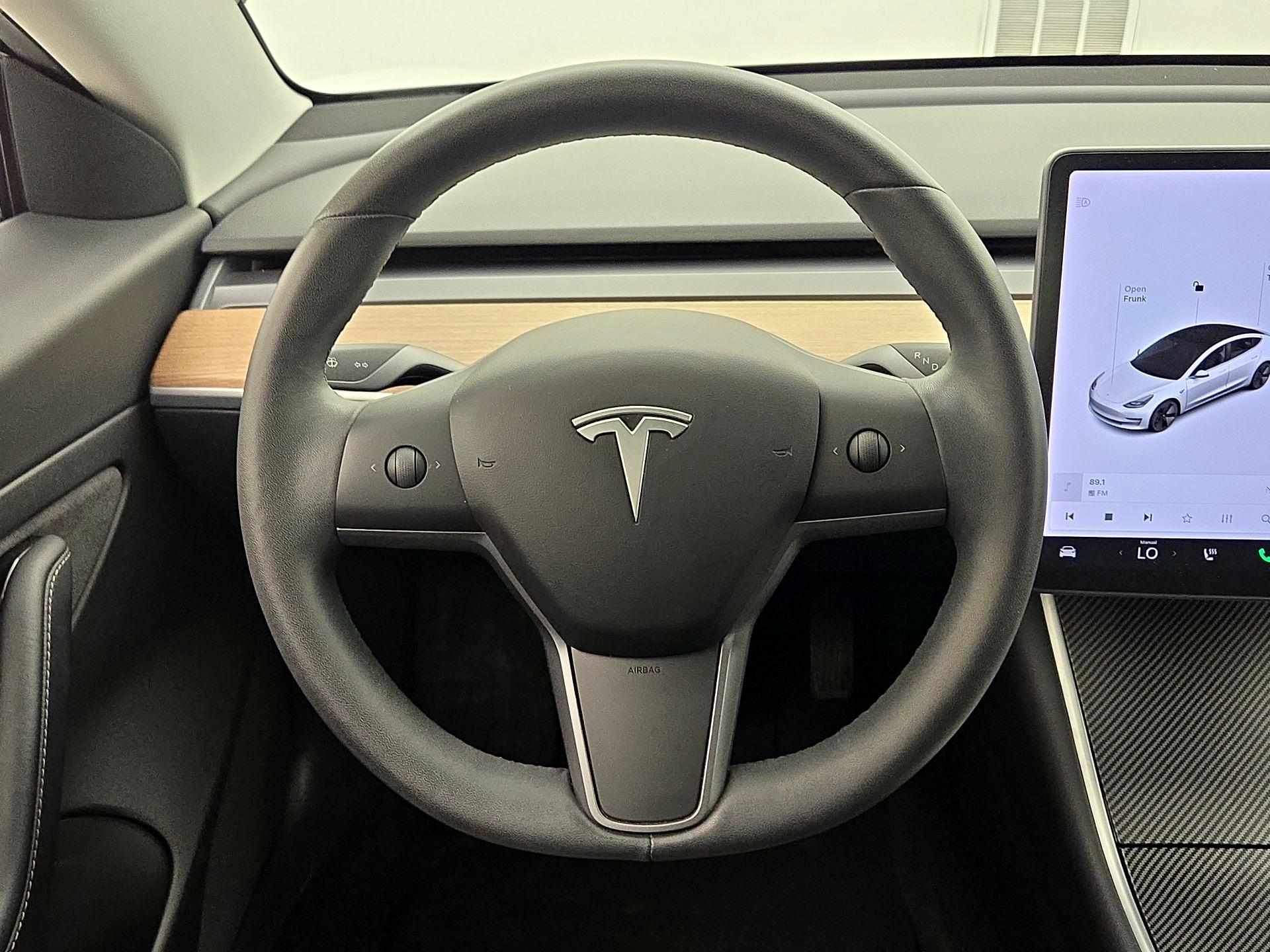 Thumbnail: 2020 Tesla Model 3 - 10