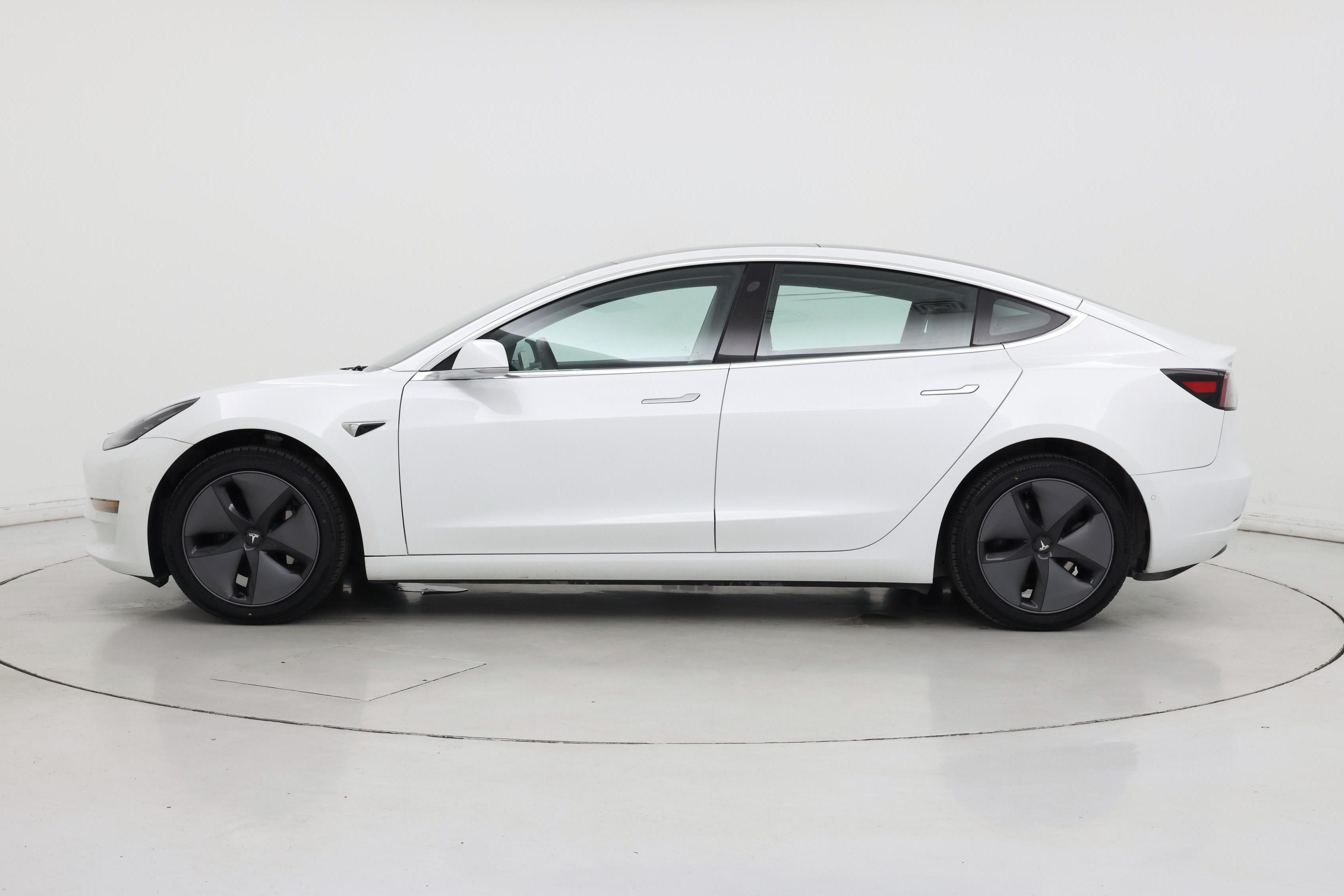 Thumbnail: 2020 Tesla Model 3 - 3