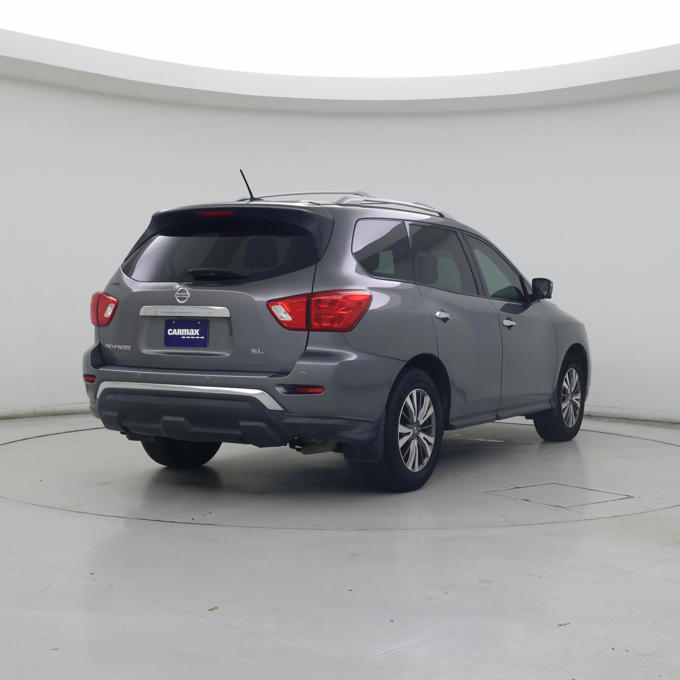 Thumbnail: 2018 Nissan Pathfinder - 8