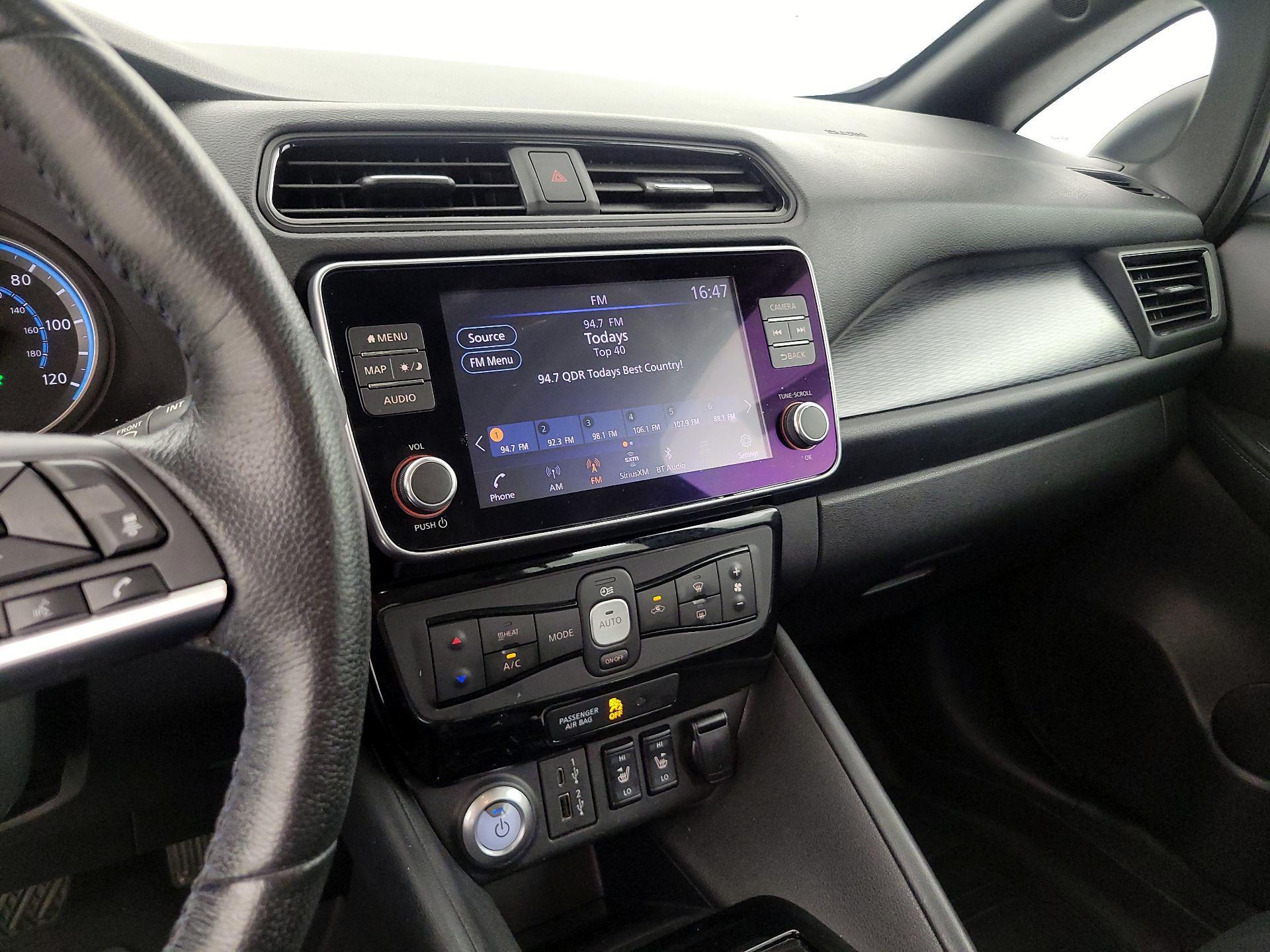 Thumbnail: 2022 Nissan Leaf - 16