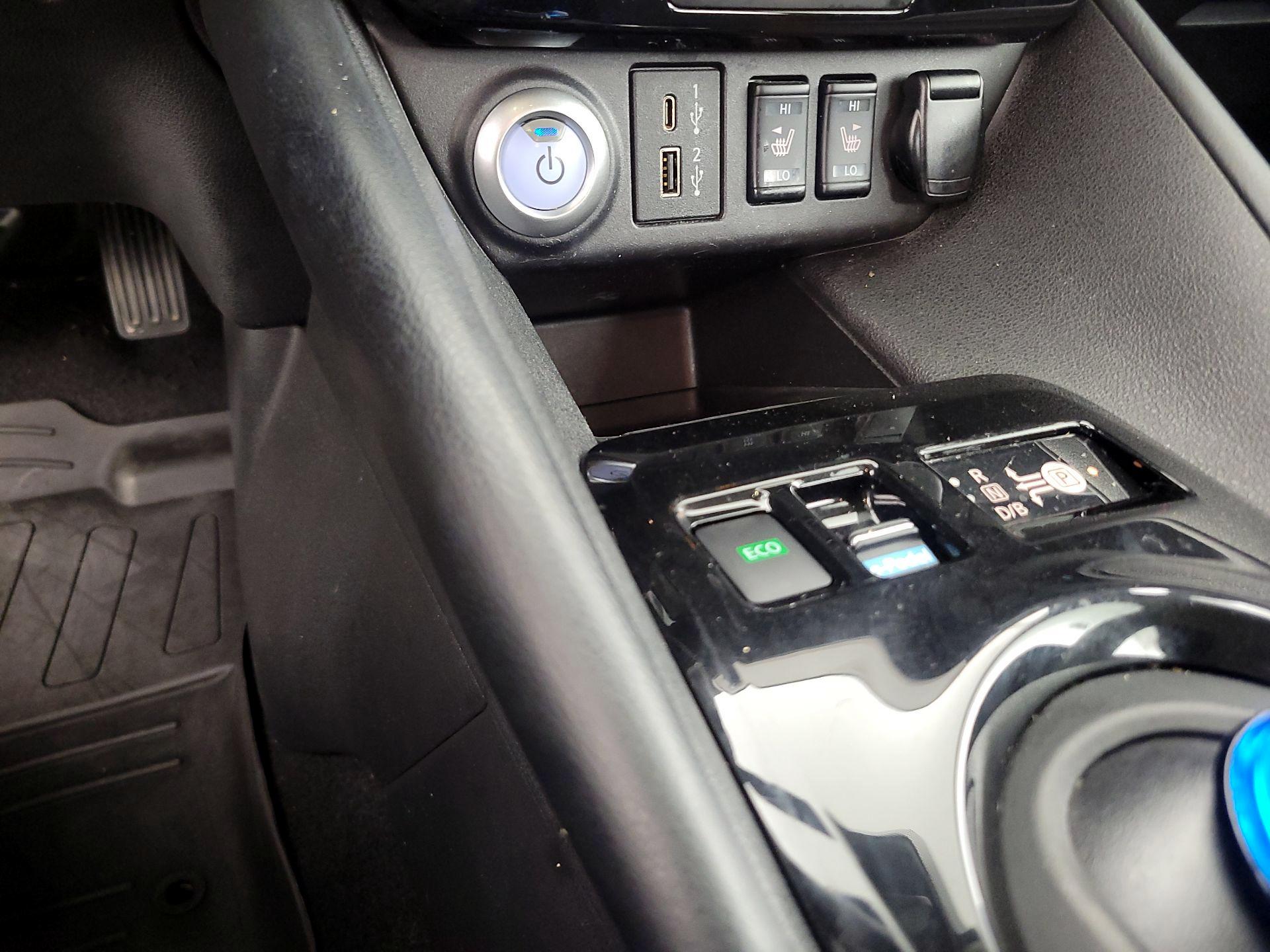 Thumbnail: 2022 Nissan Leaf - 19