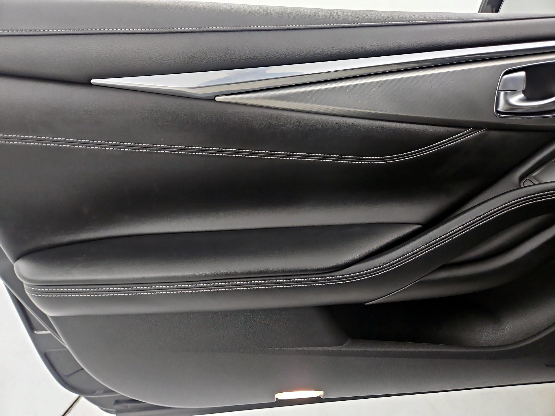 Thumbnail: 2017 INFINITI Q60 - 10