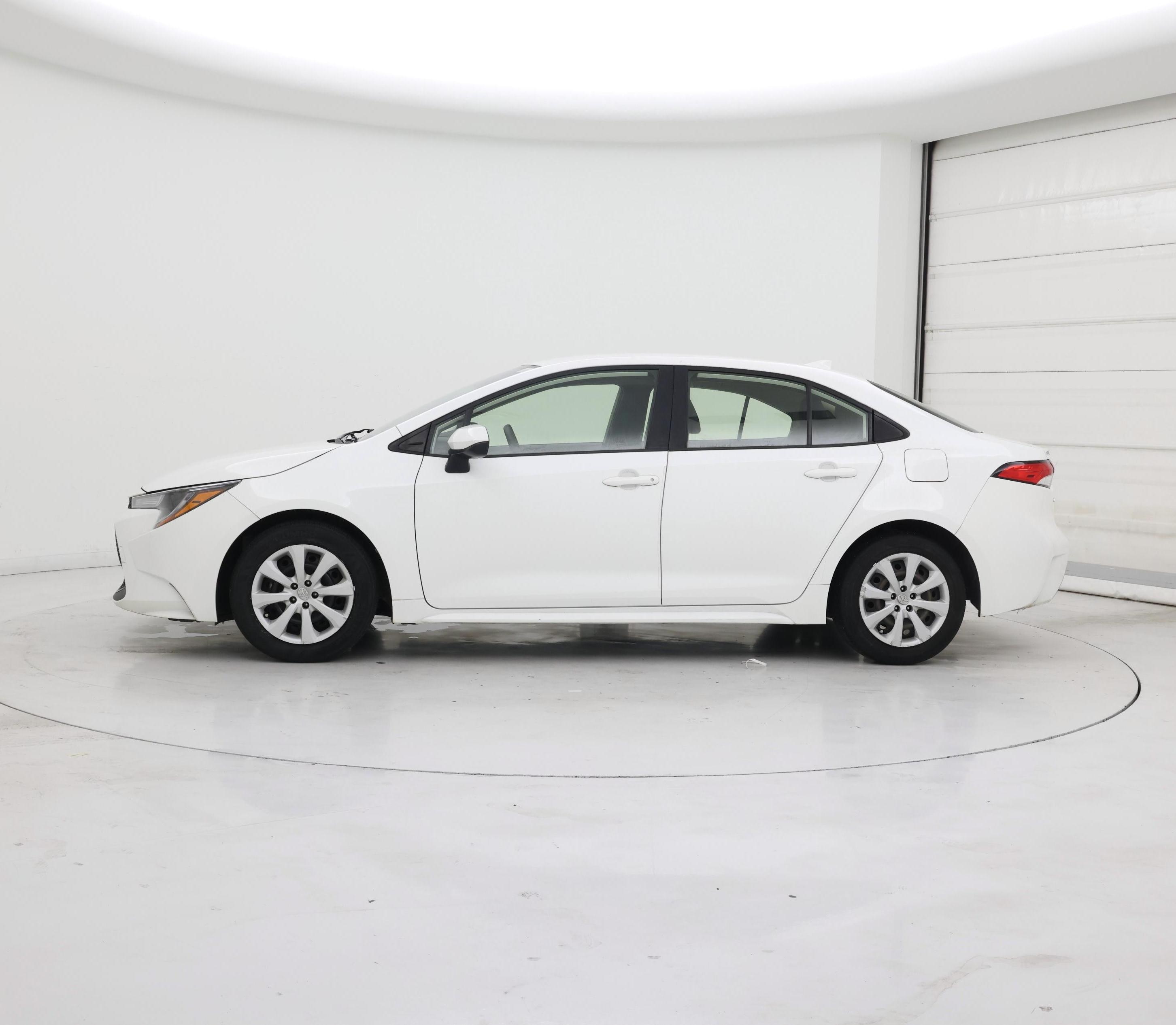 Thumbnail: 2021 Toyota Corolla - 3