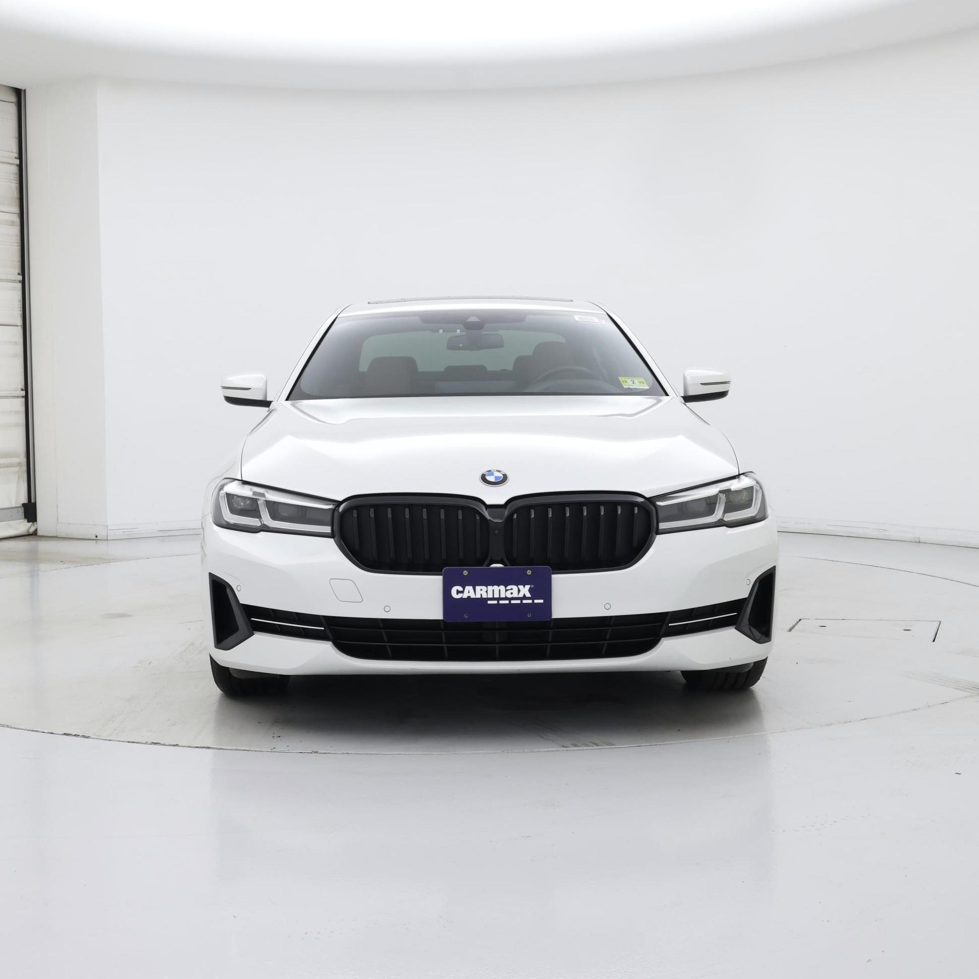 Thumbnail: 2021 BMW 5 Series - 5