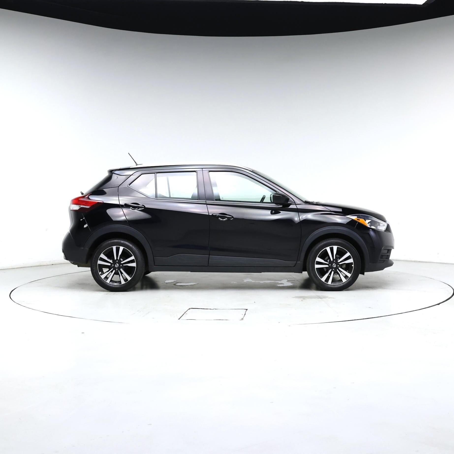 Thumbnail: 2019 Nissan Kicks - 7