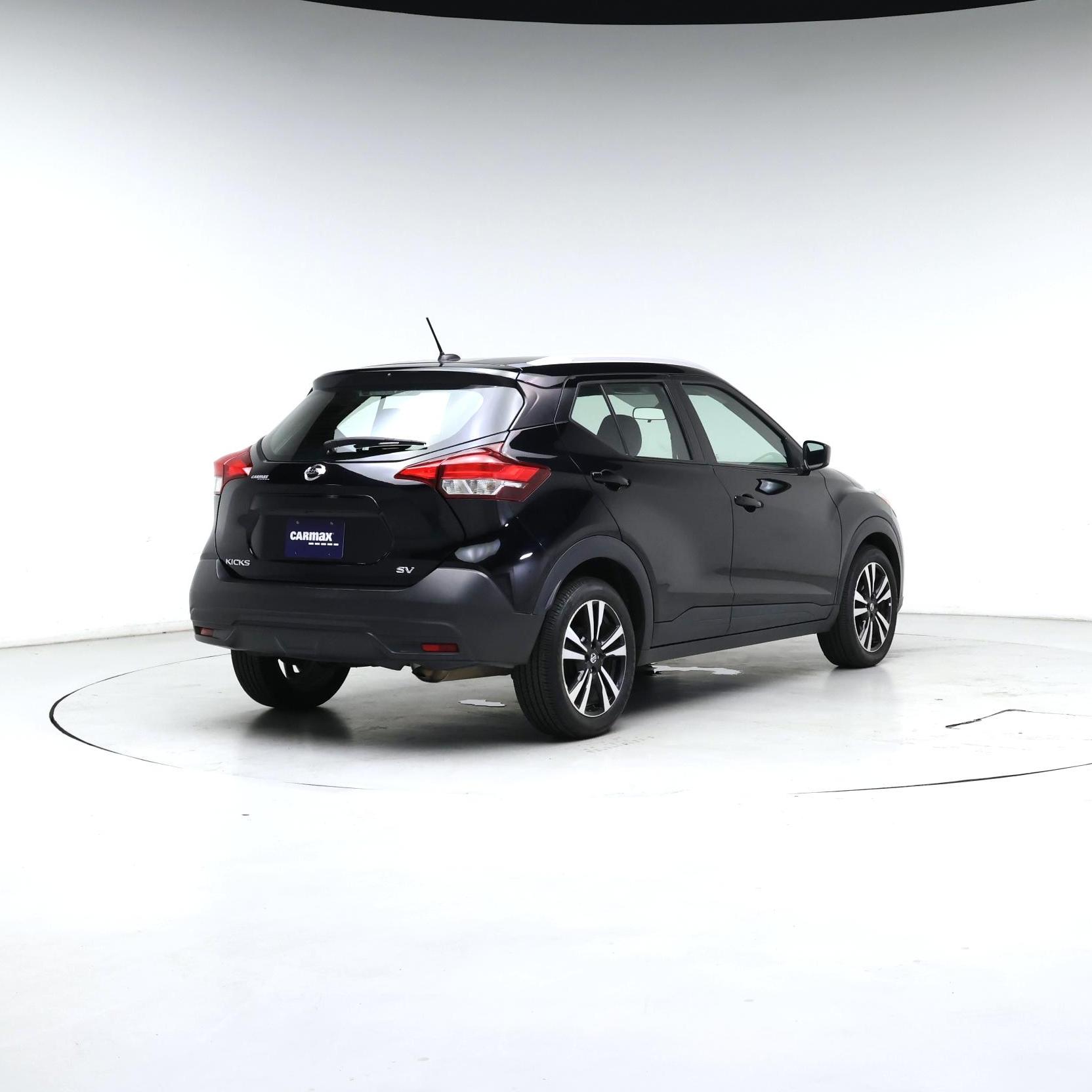 Thumbnail: 2019 Nissan Kicks - 8