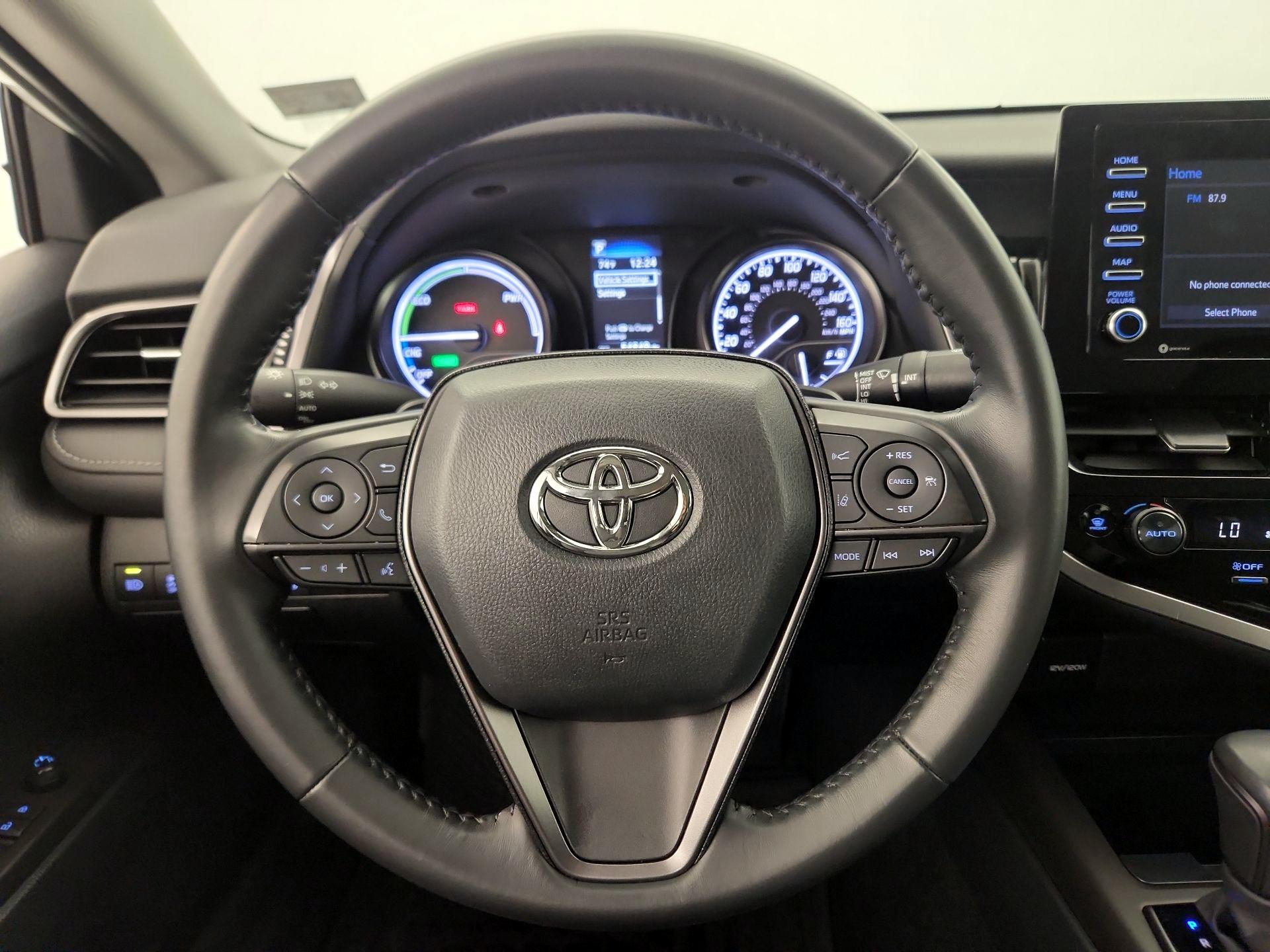 Thumbnail: 2023 Toyota Camry - 10