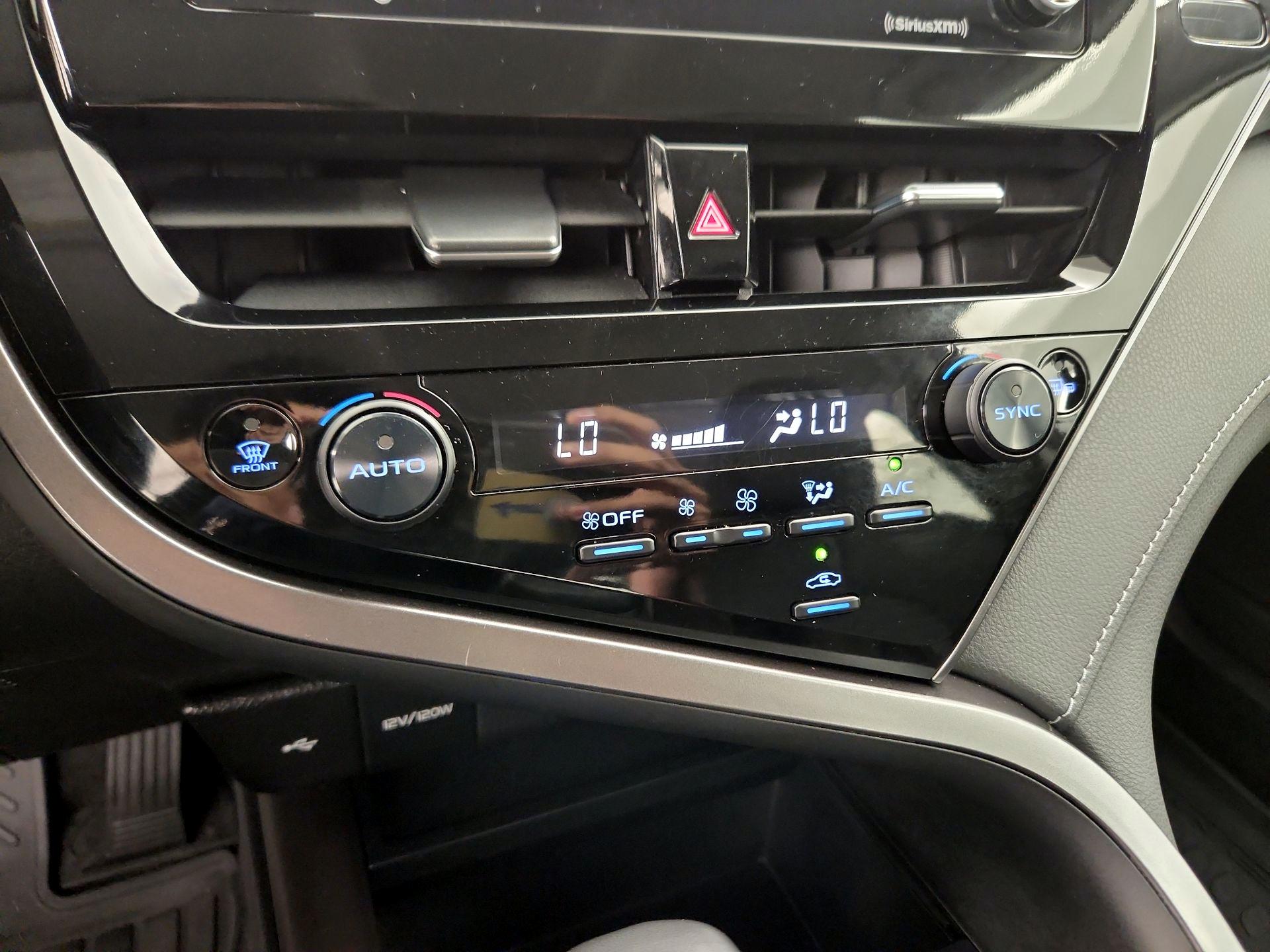 Thumbnail: 2023 Toyota Camry - 16
