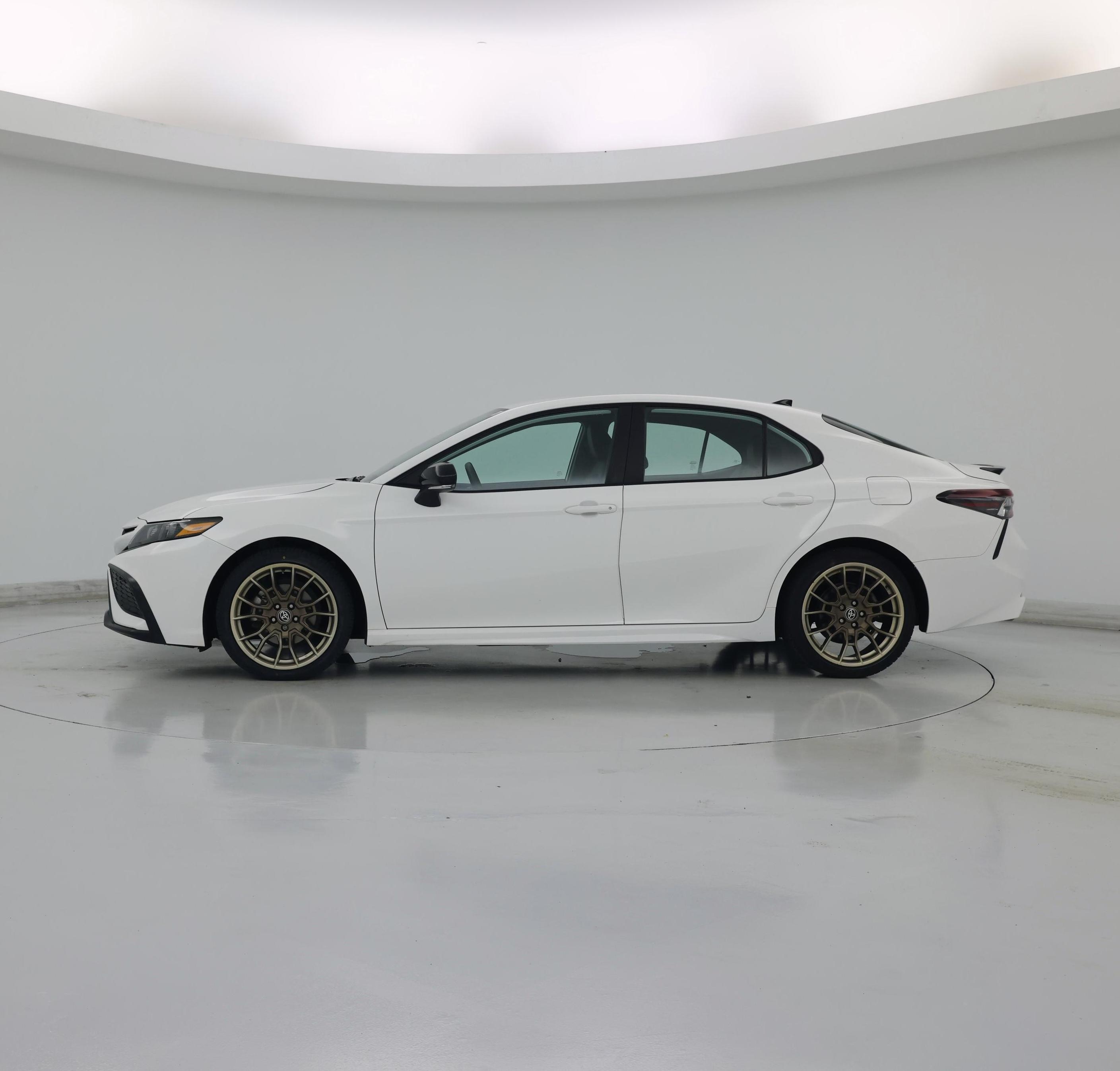 Thumbnail: 2023 Toyota Camry - 3