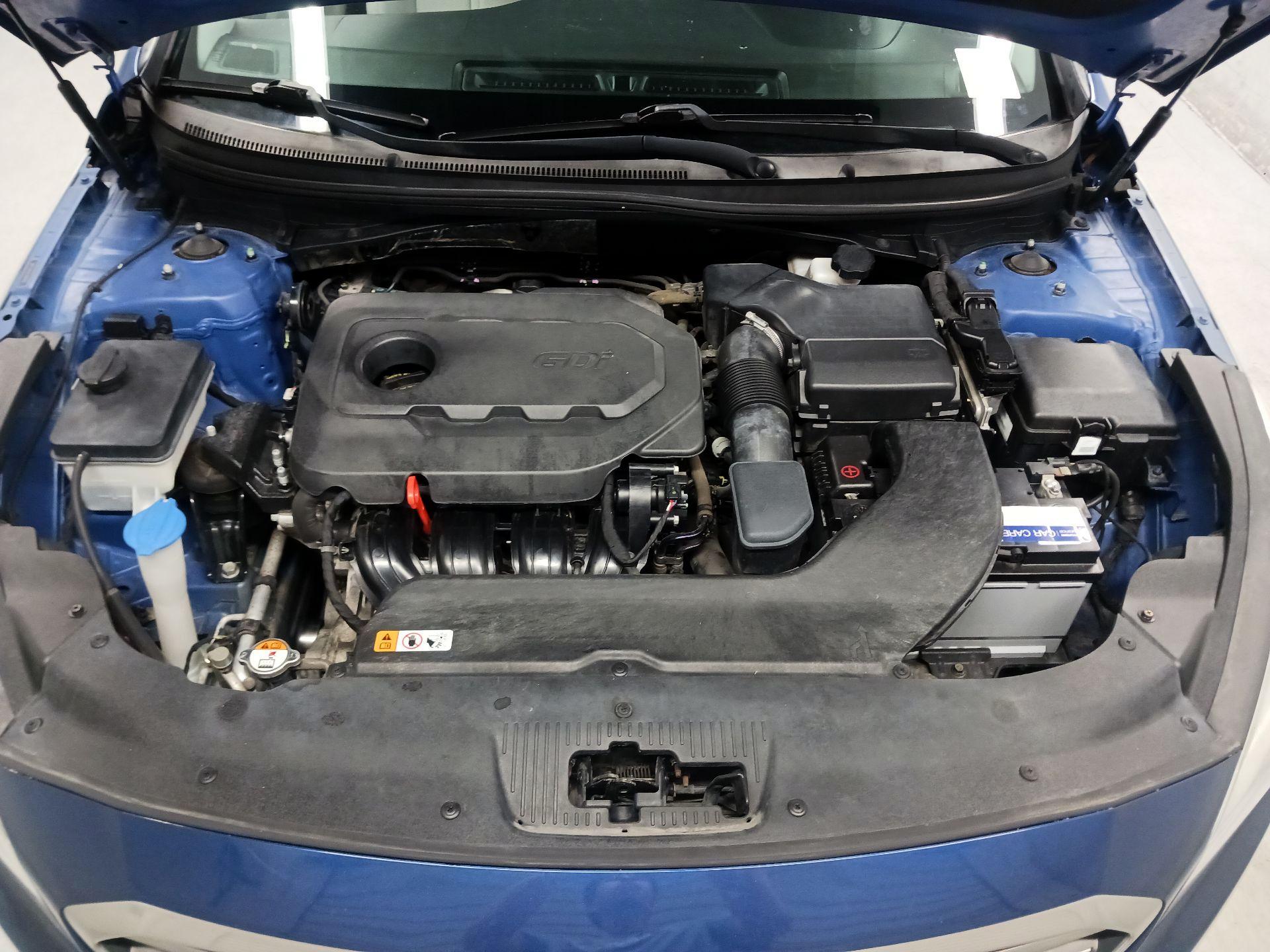 Thumbnail: 2015 Hyundai Sonata - 20
