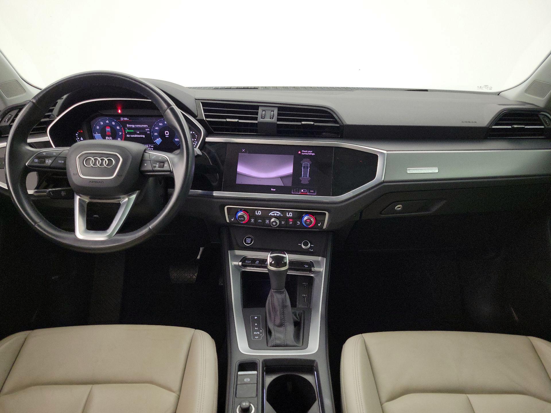 Thumbnail: 2021 Audi Q3 - 9