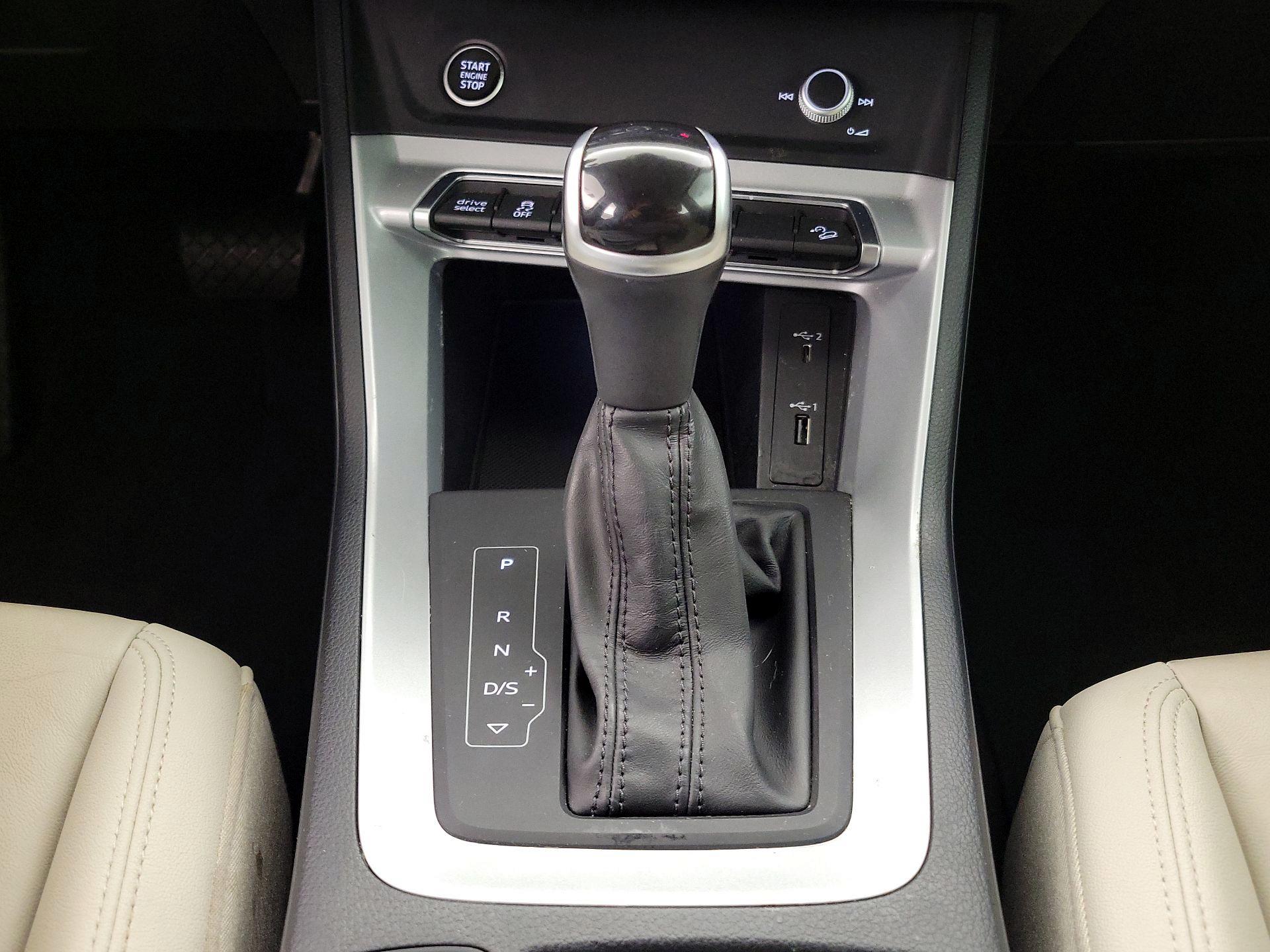 Thumbnail: 2021 Audi Q3 - 17