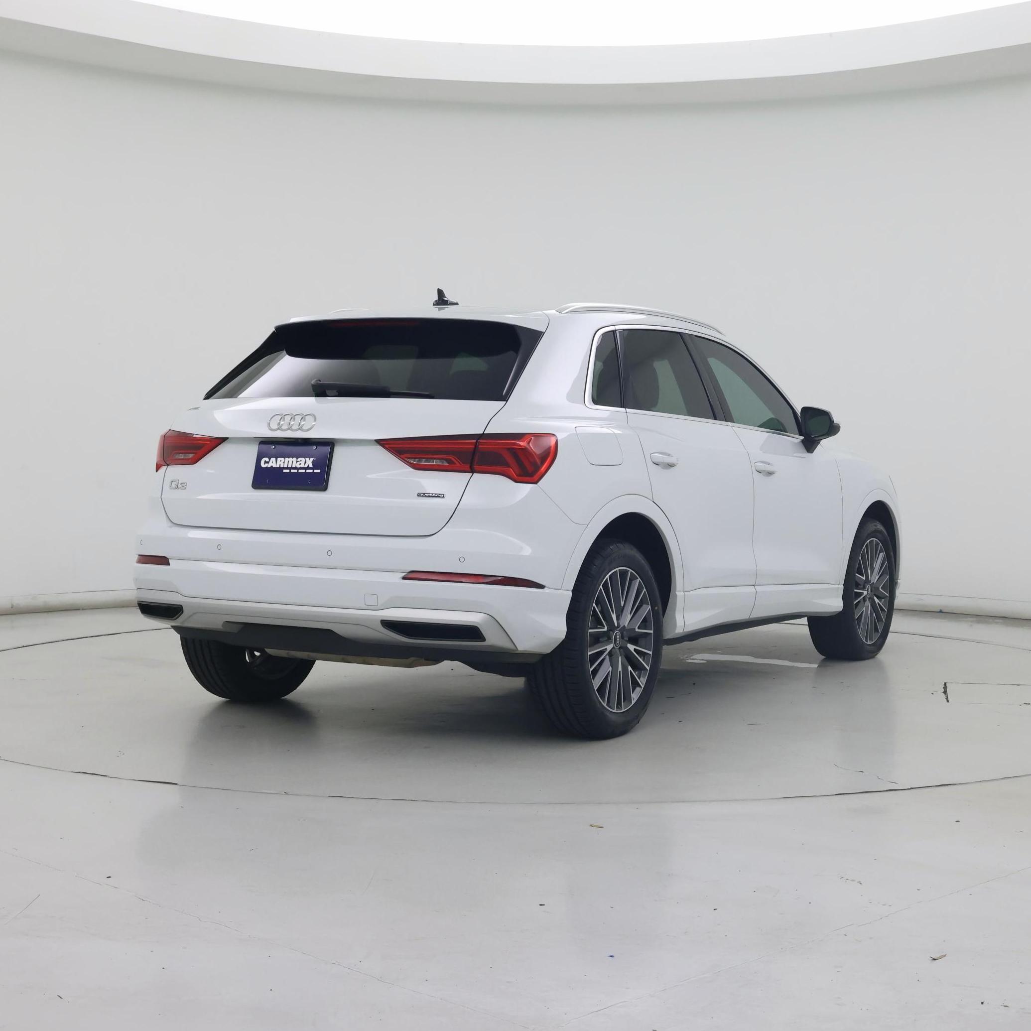 Thumbnail: 2021 Audi Q3 - 8
