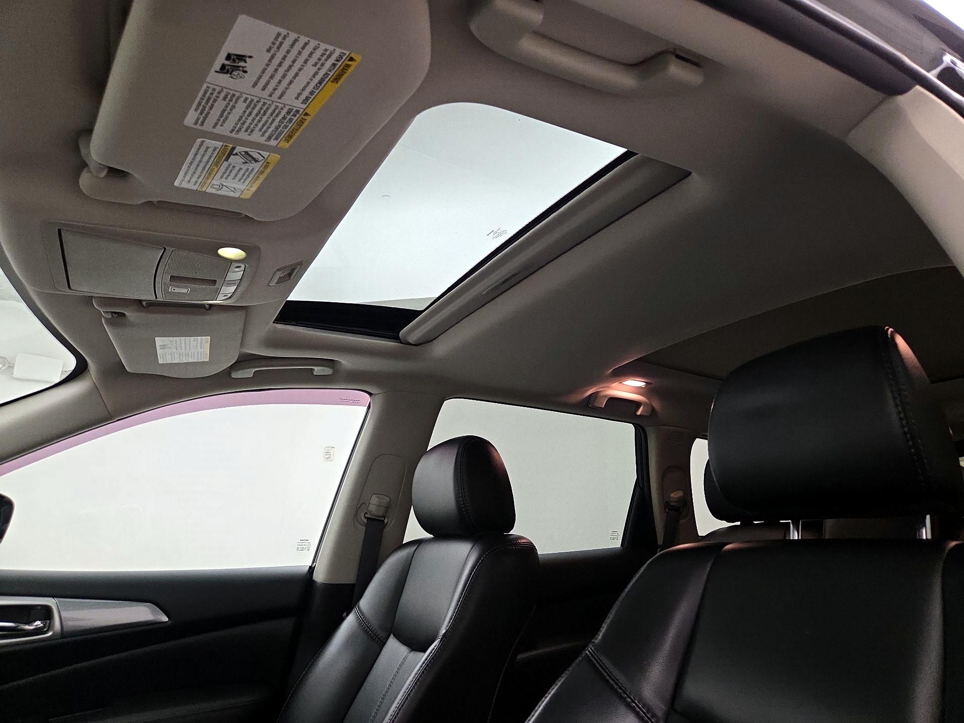 Thumbnail: 2017 Nissan Pathfinder - 20