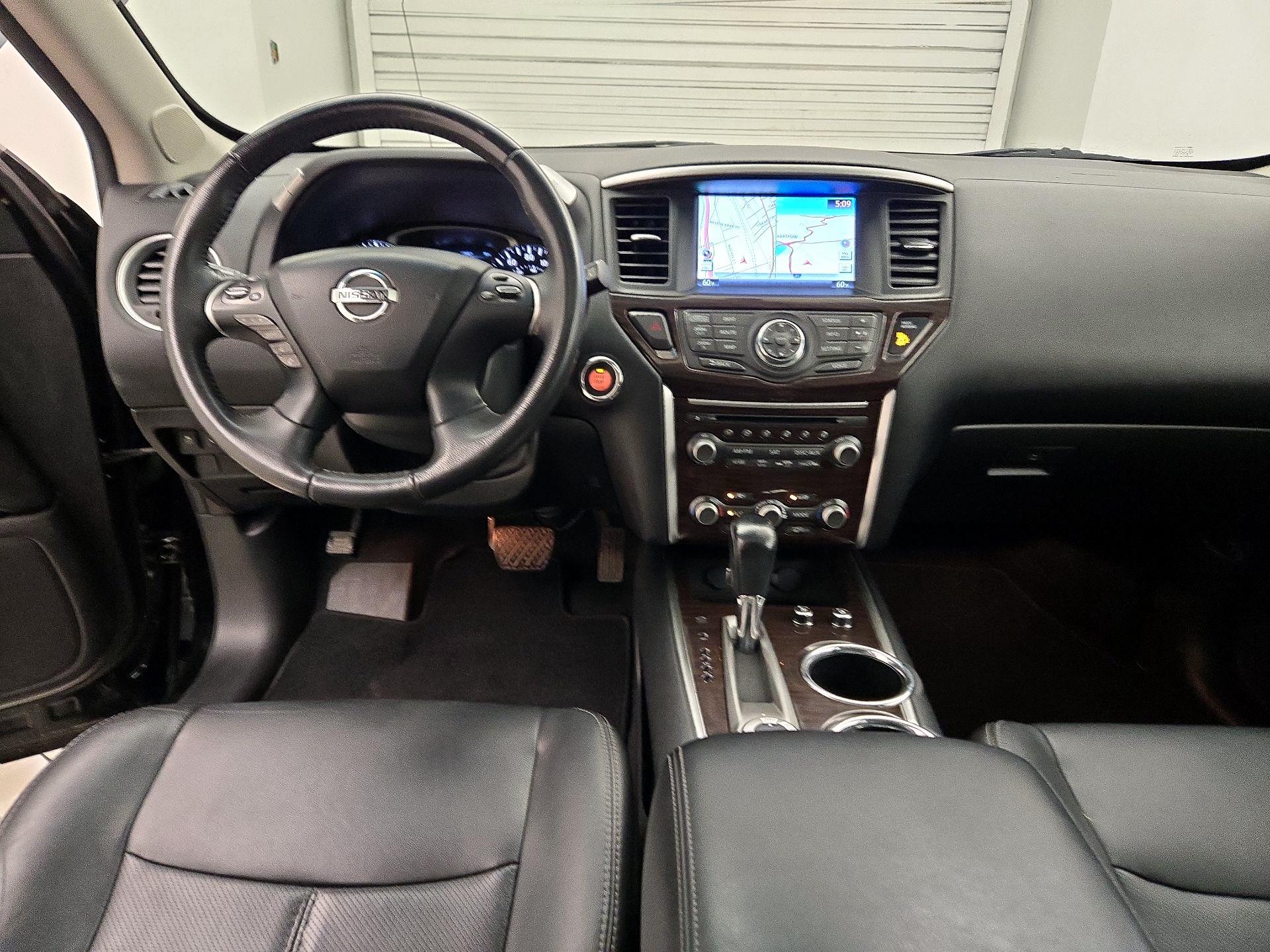 Thumbnail: 2014 Nissan Pathfinder - 9