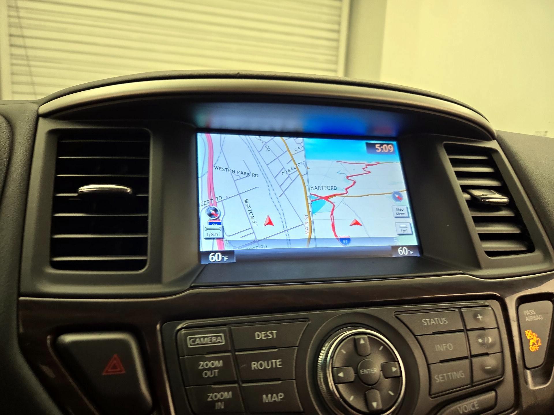 Thumbnail: 2014 Nissan Pathfinder - 14