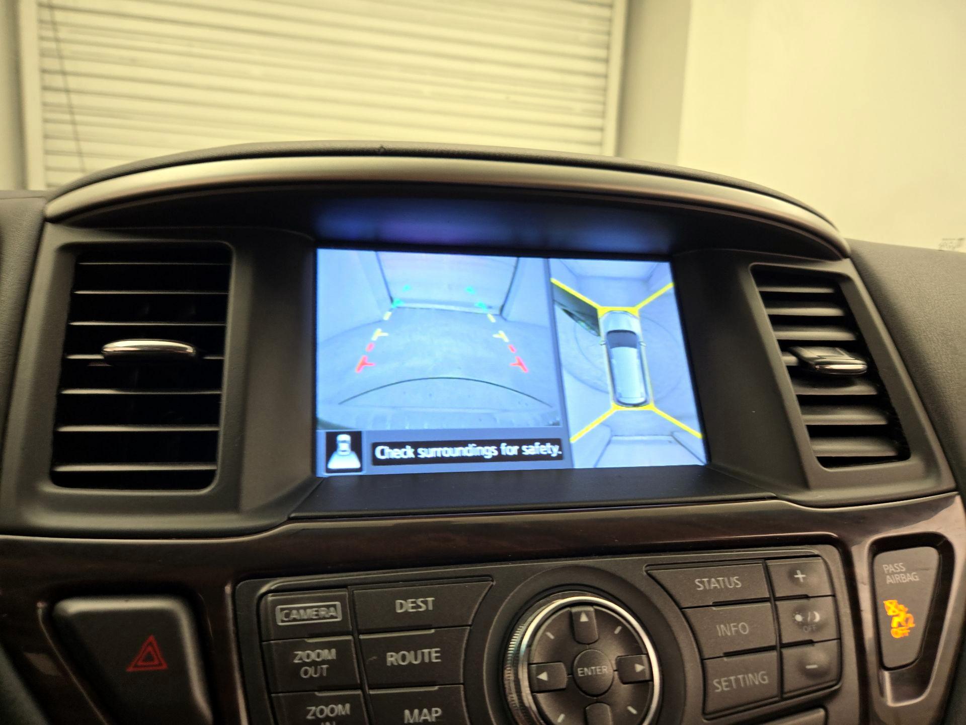 Thumbnail: 2014 Nissan Pathfinder - 15