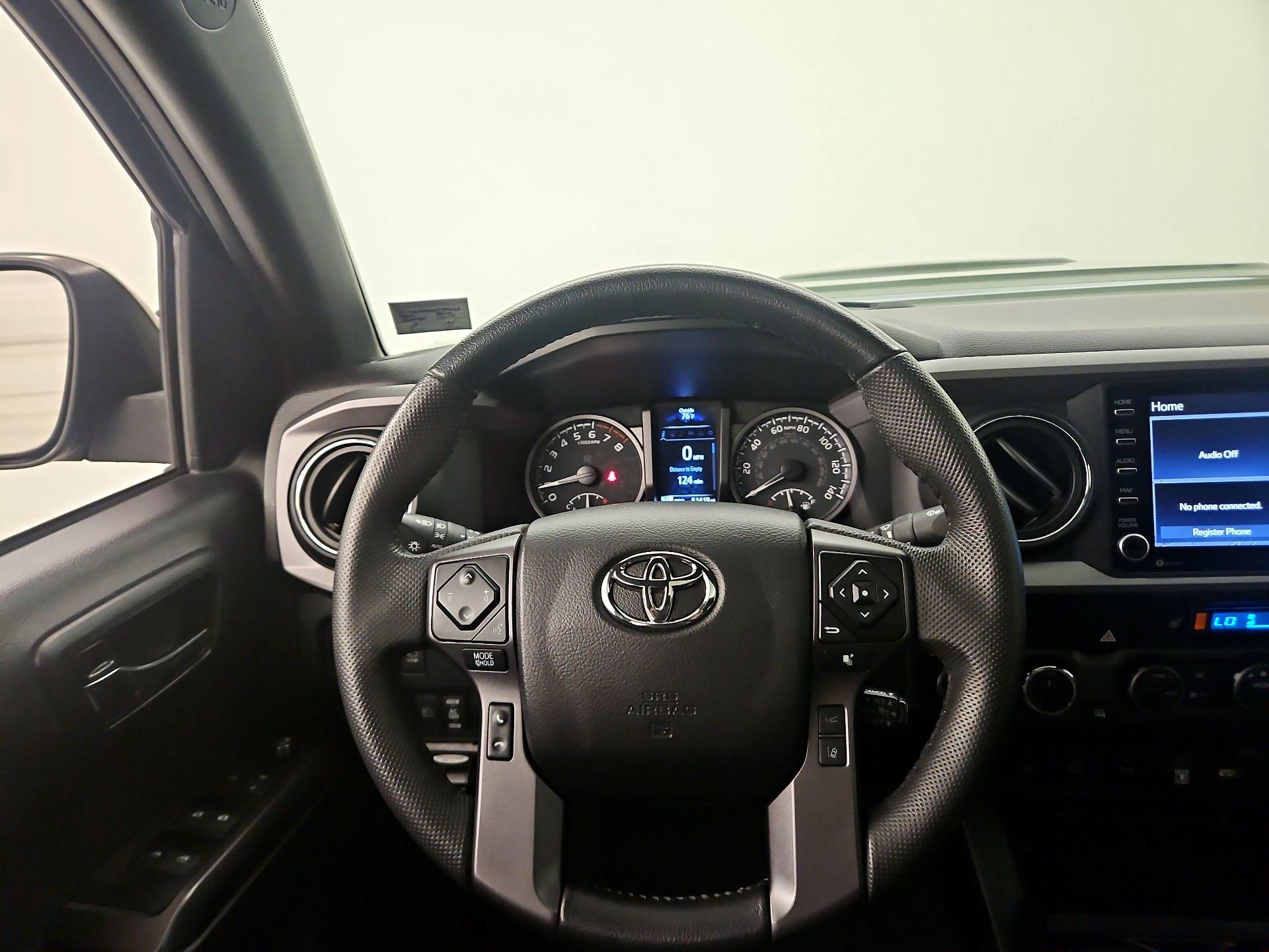 Thumbnail: 2022 Toyota Tacoma - 10