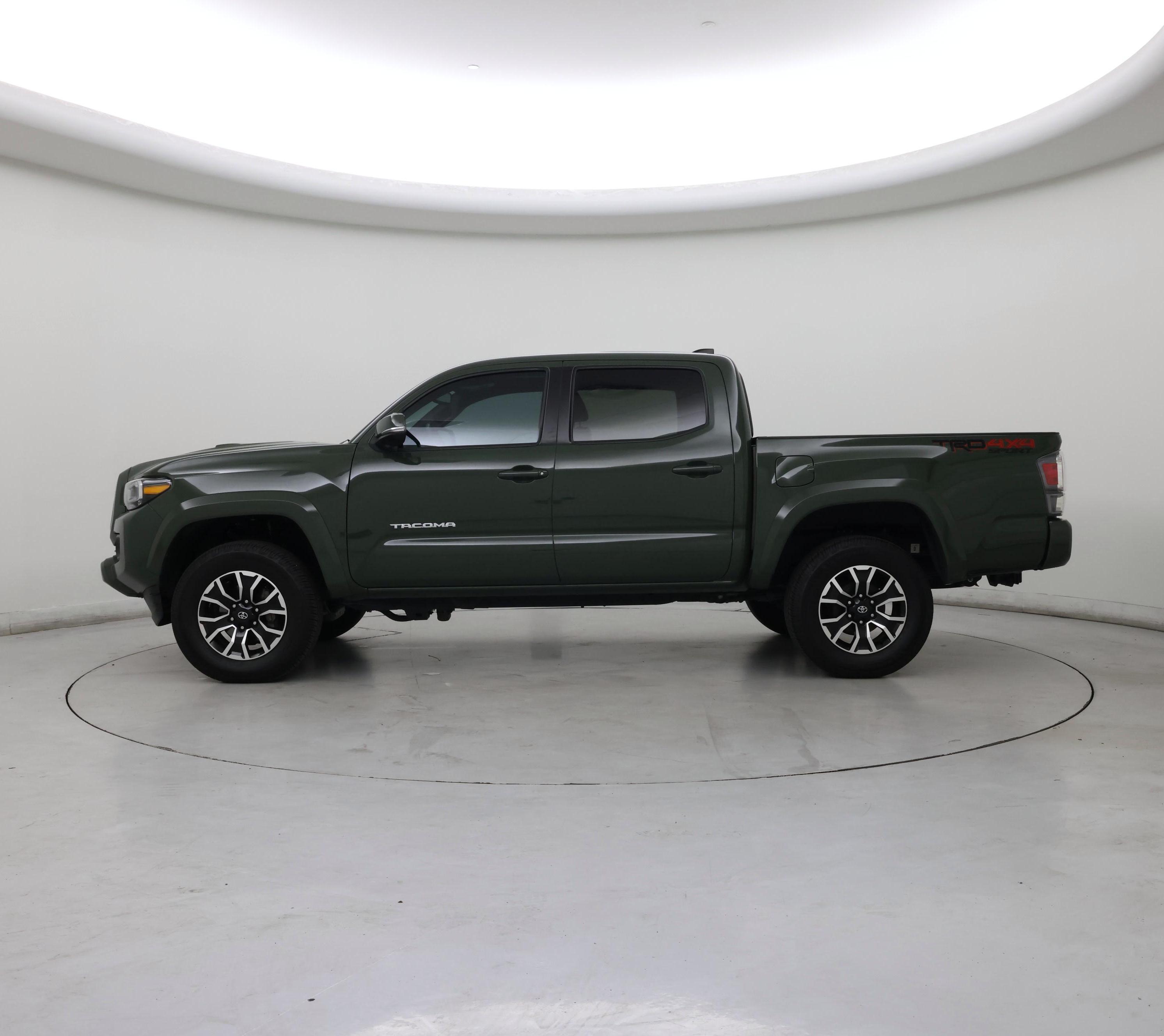 Thumbnail: 2022 Toyota Tacoma - 3