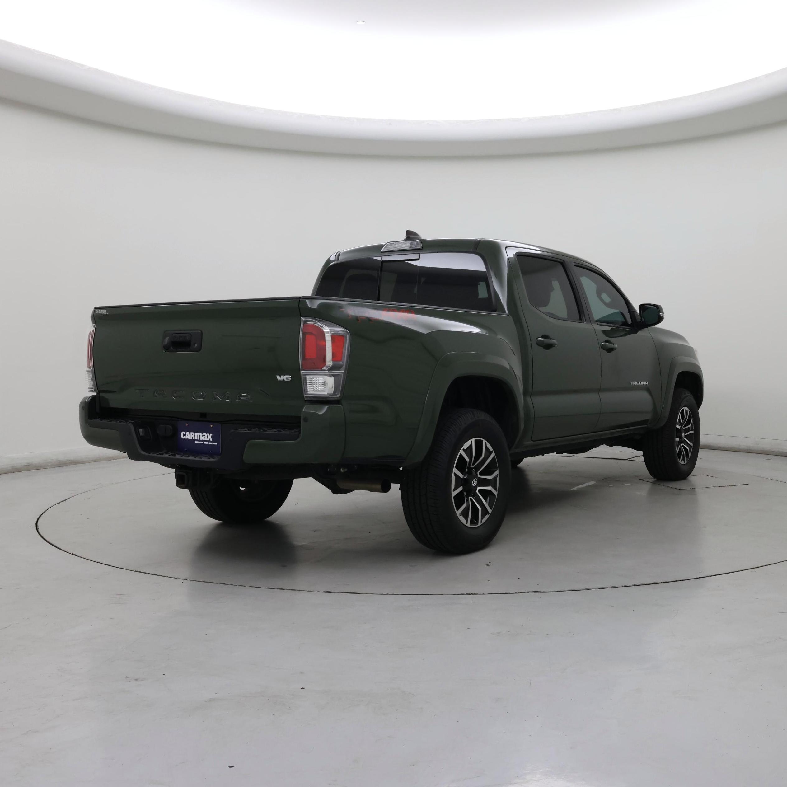 Thumbnail: 2022 Toyota Tacoma - 8