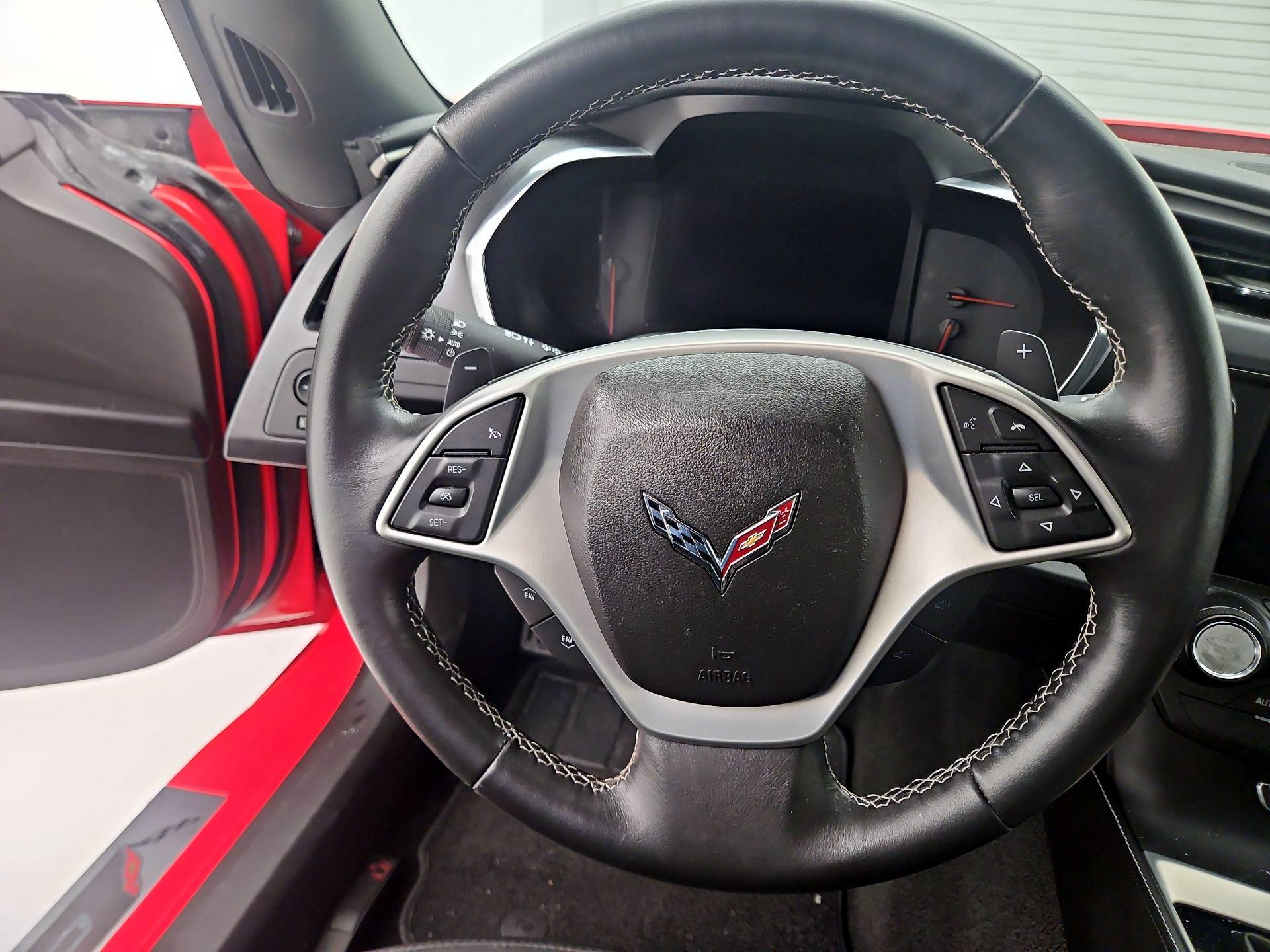 Thumbnail: 2015 Chevrolet Corvette - 10