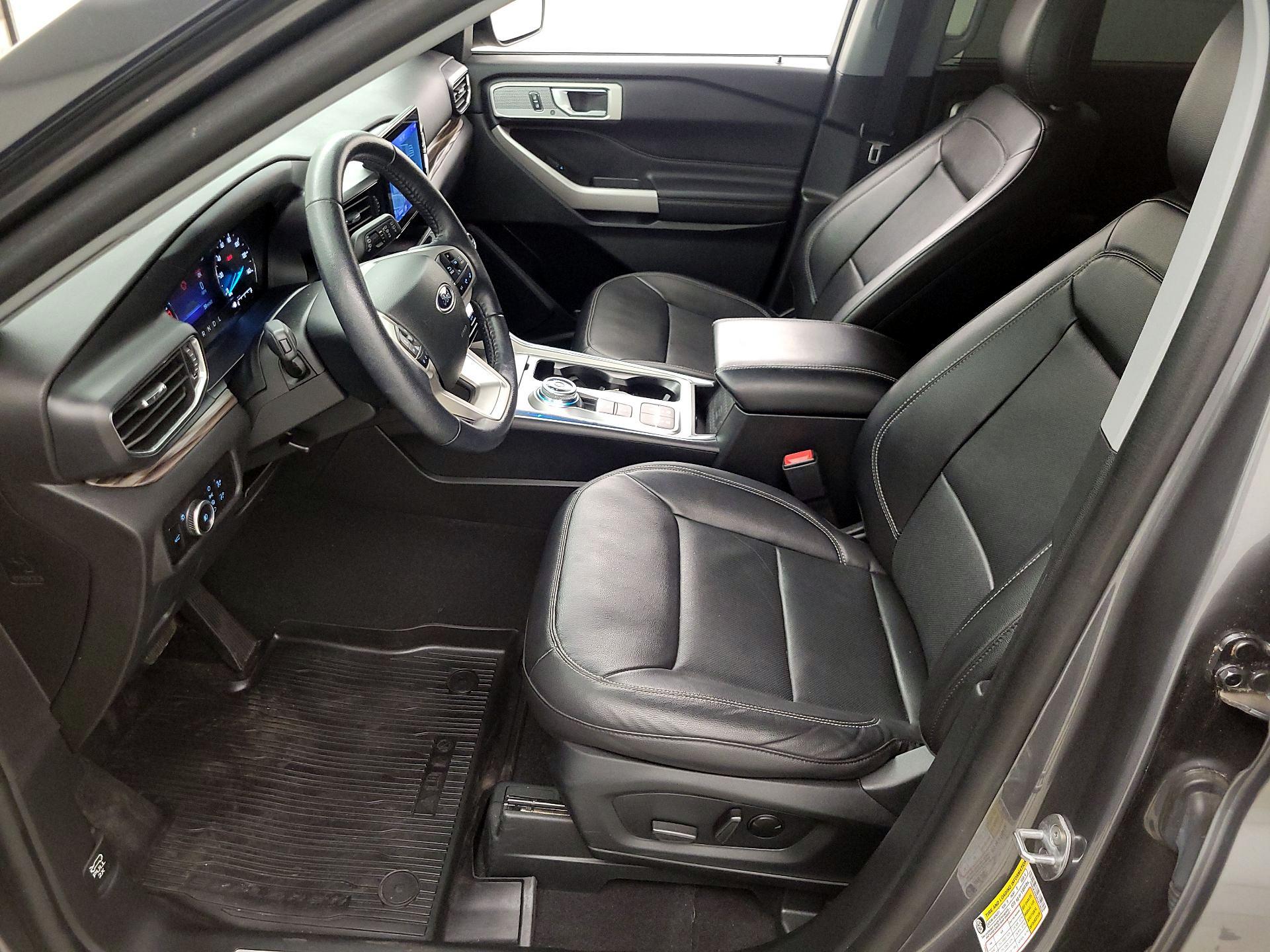 Thumbnail: 2023 Ford Explorer - 11