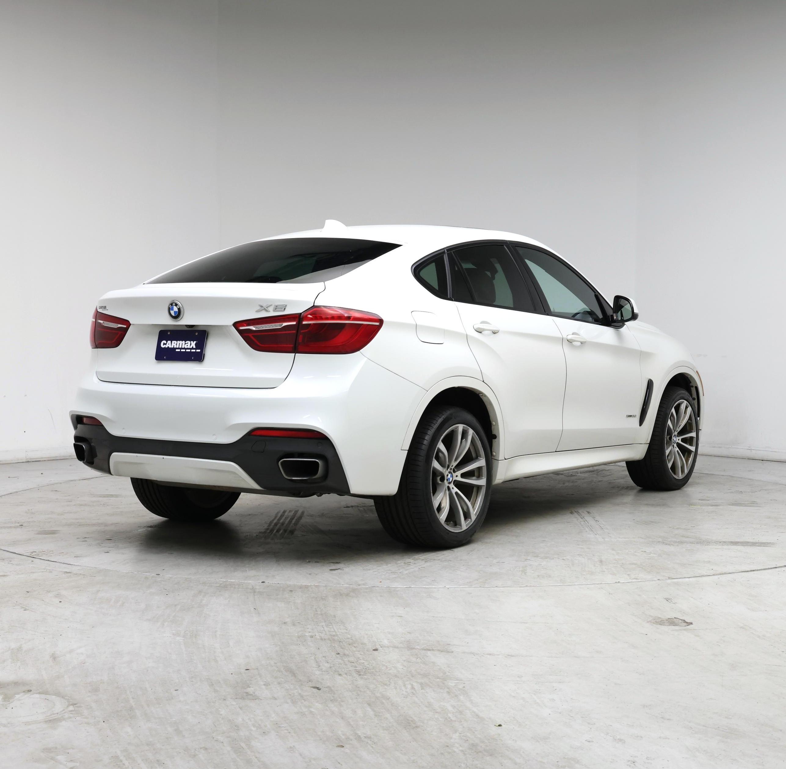Thumbnail: 2017 BMW X6 - 8