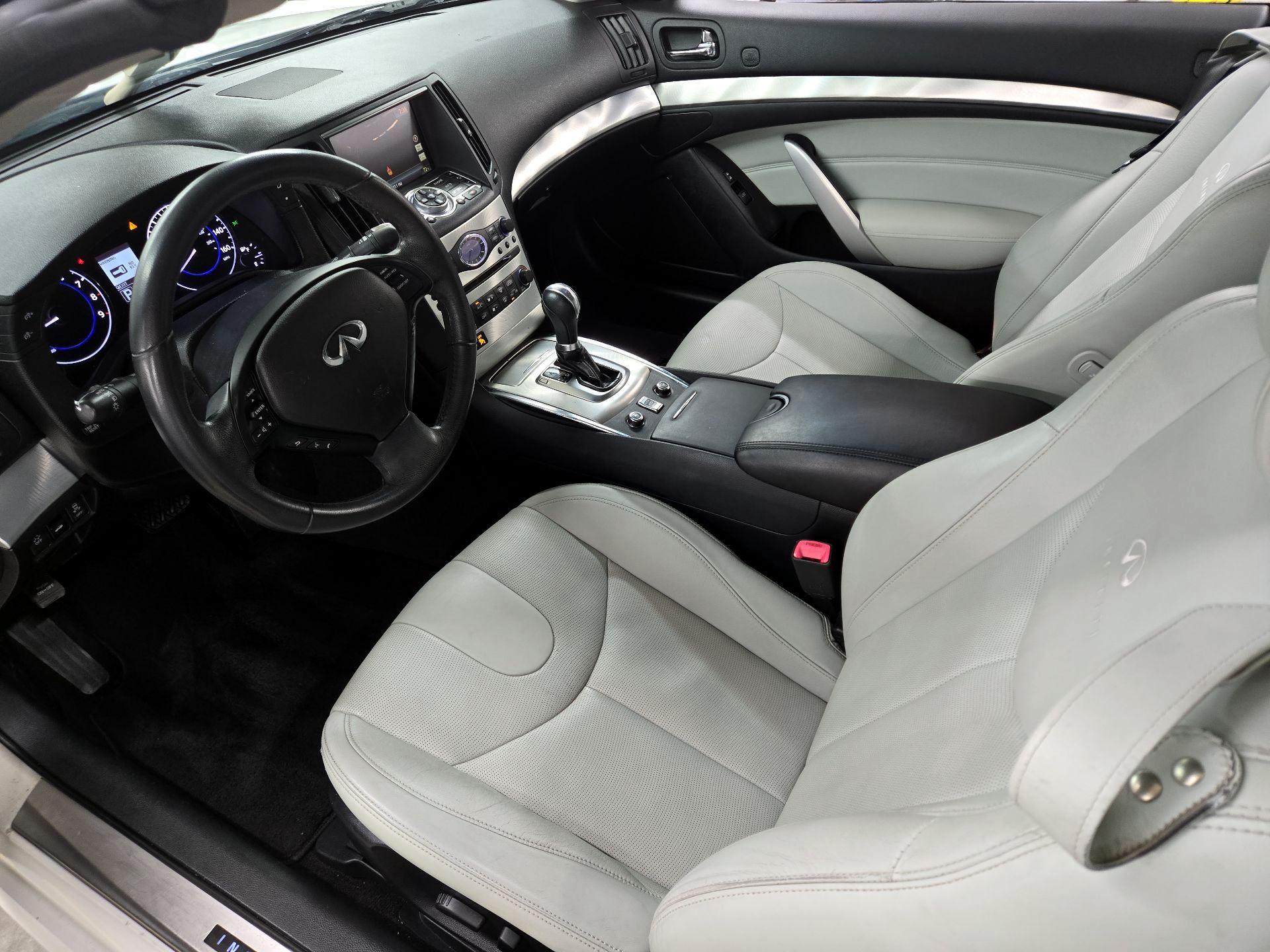 Thumbnail: 2014 INFINITI Q60 - 11