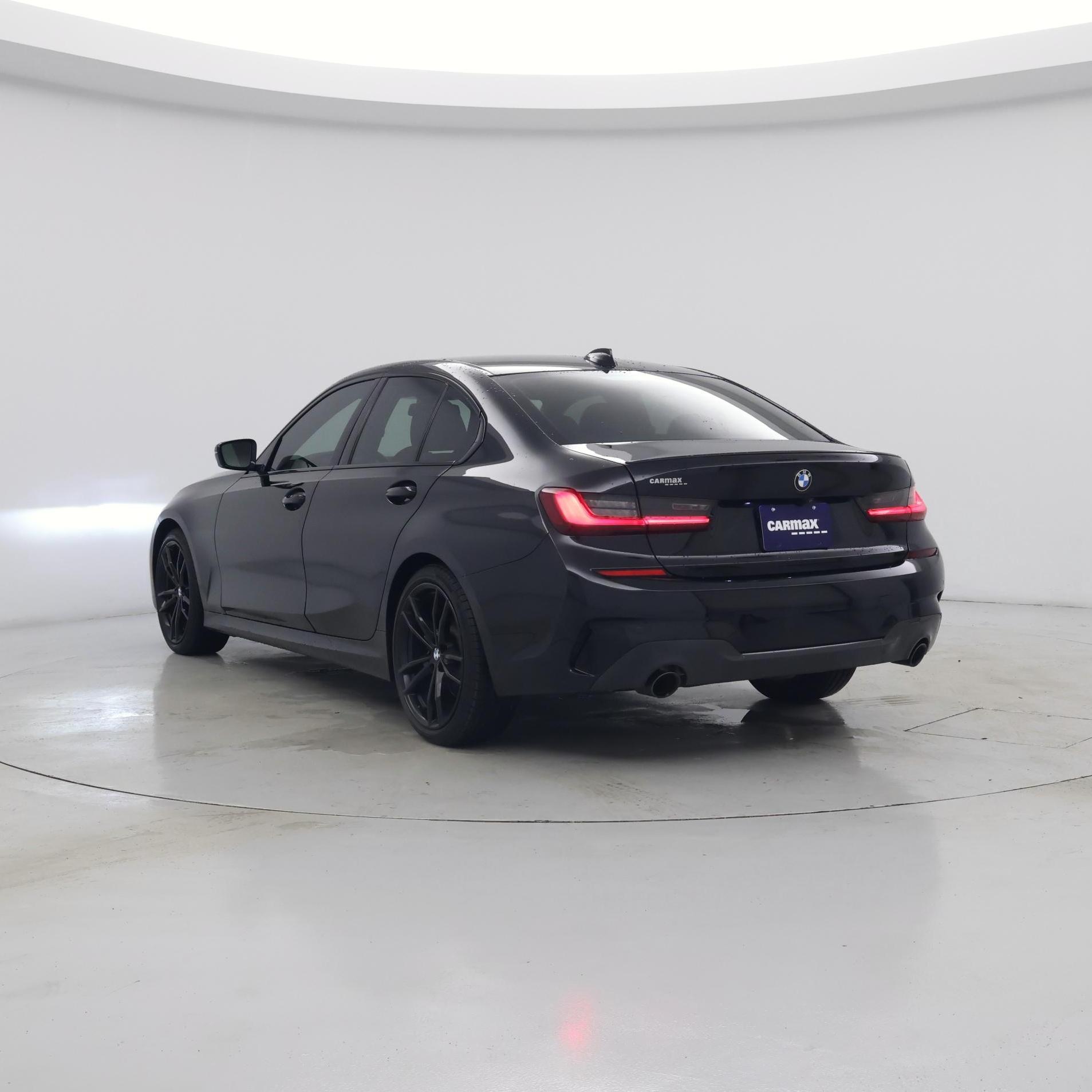 Thumbnail: 2022 BMW 3 Series - 2