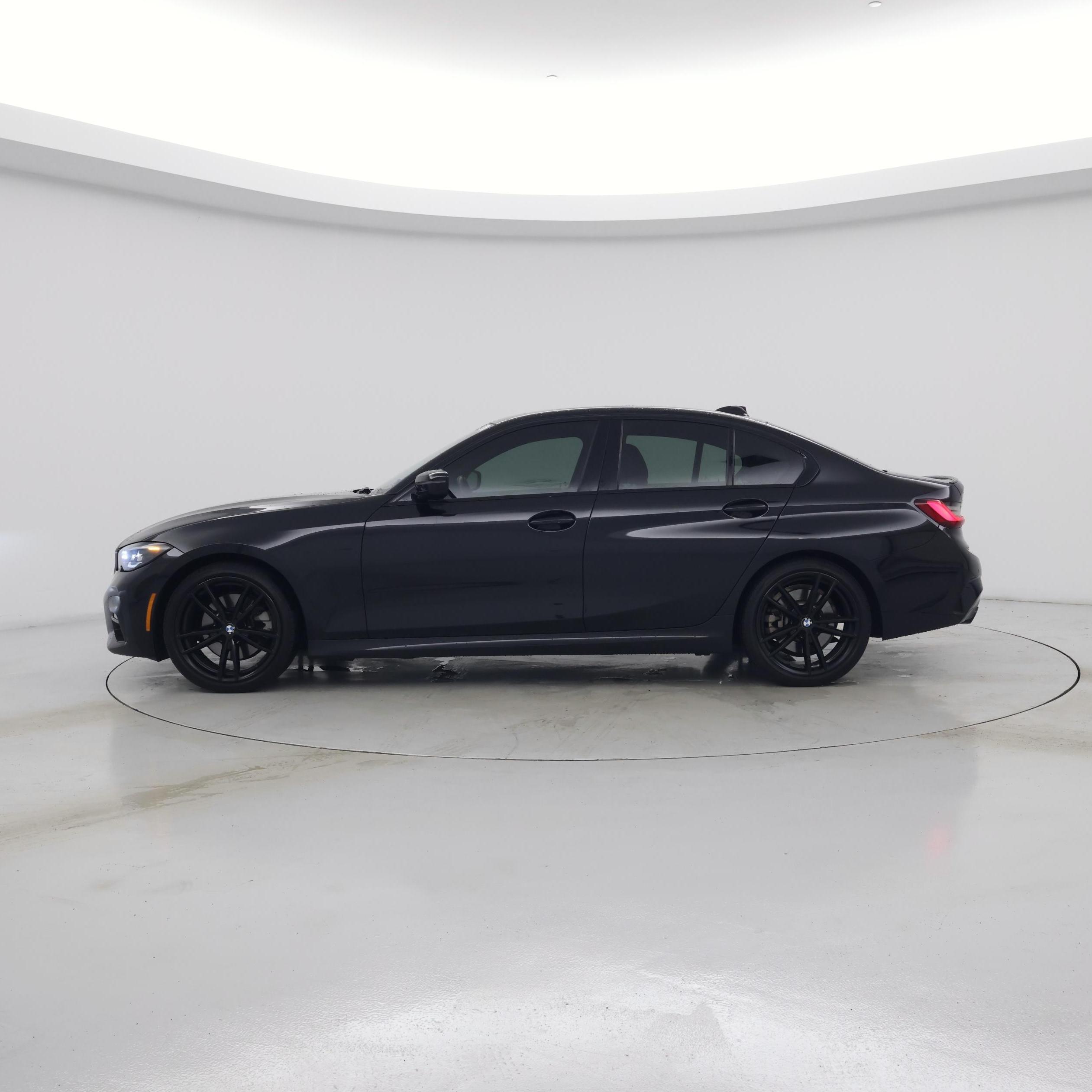 Thumbnail: 2022 BMW 3 Series - 3