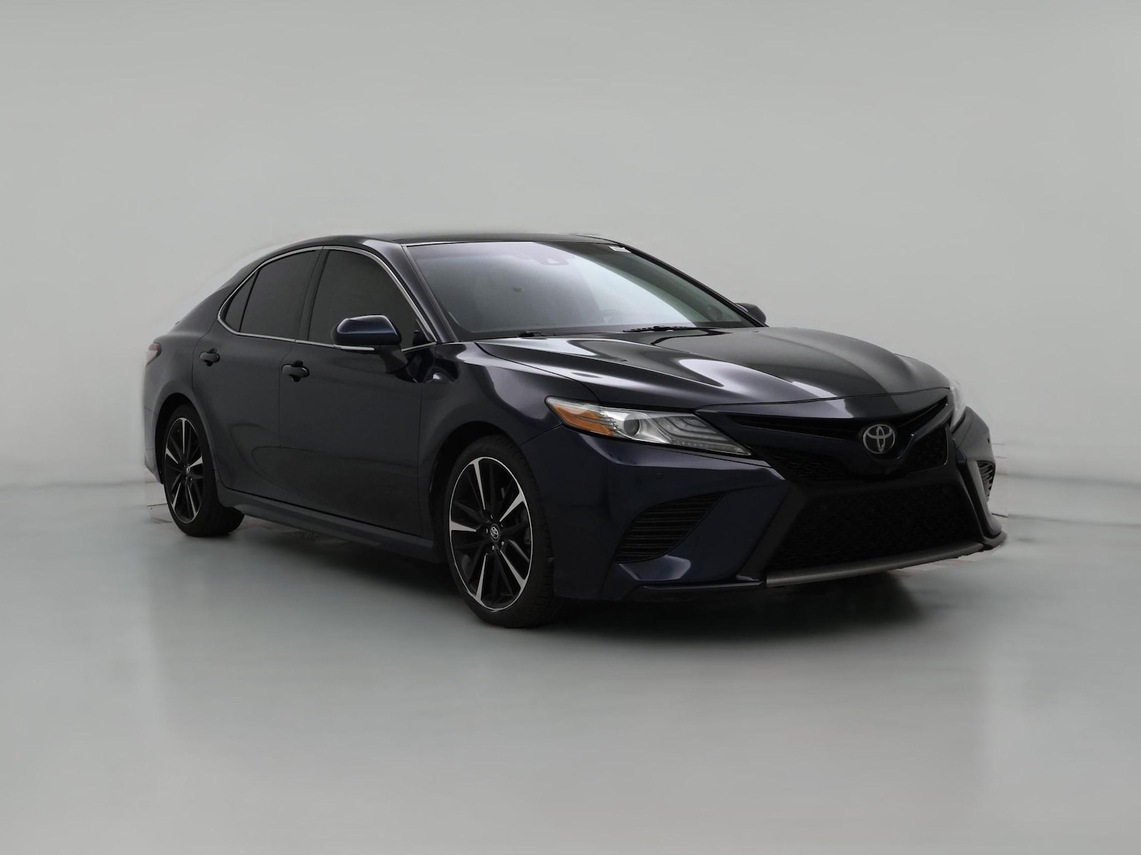 2018 Toyota Camry XSE - Photo 1