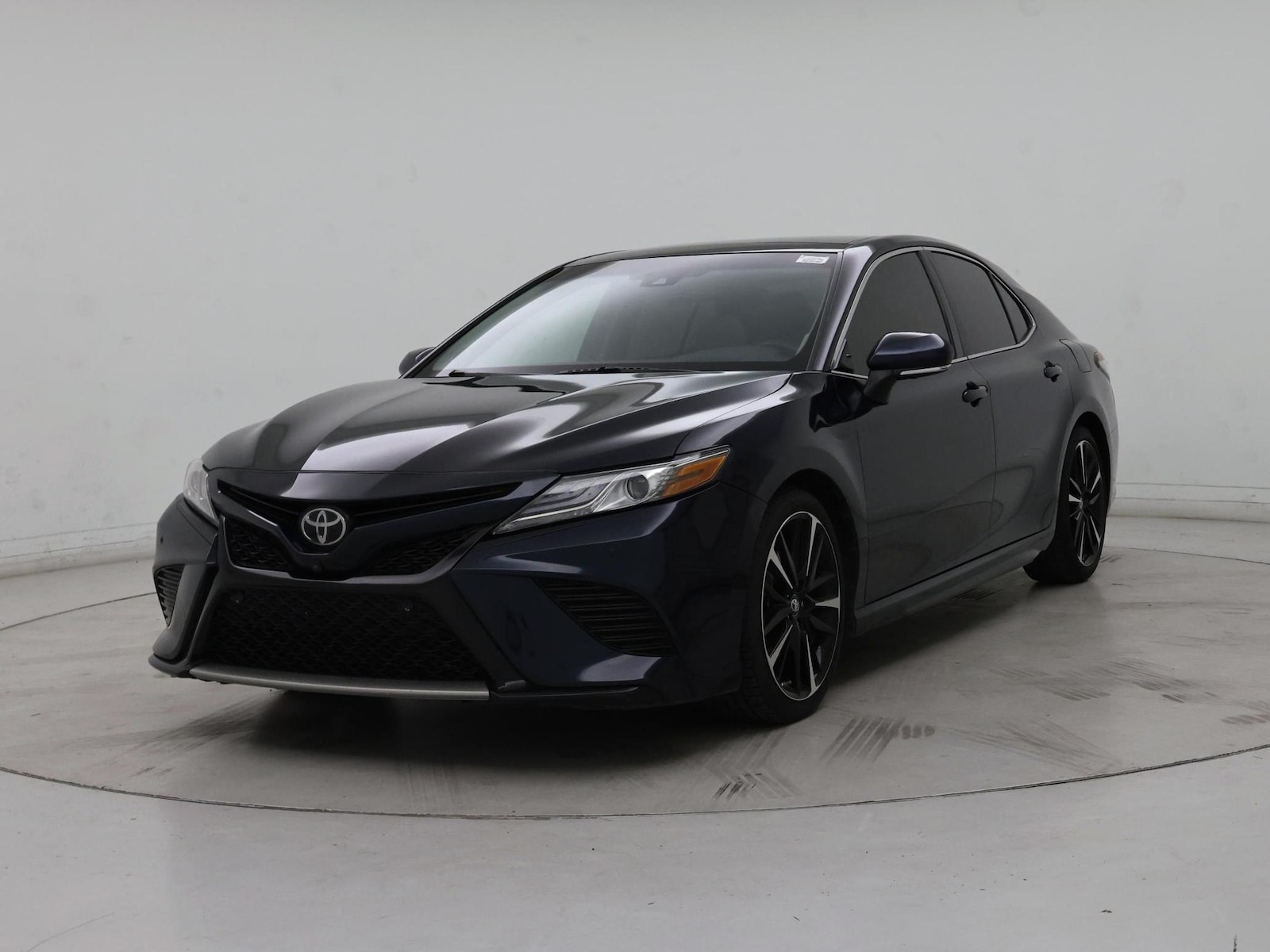 2018 Toyota Camry XSE - Photo 5
