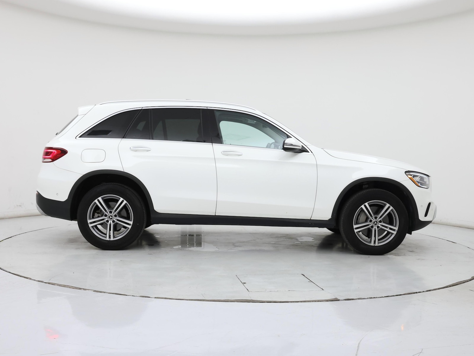 2022 Mercedes-Benz GLC GLC300 - Photo 8