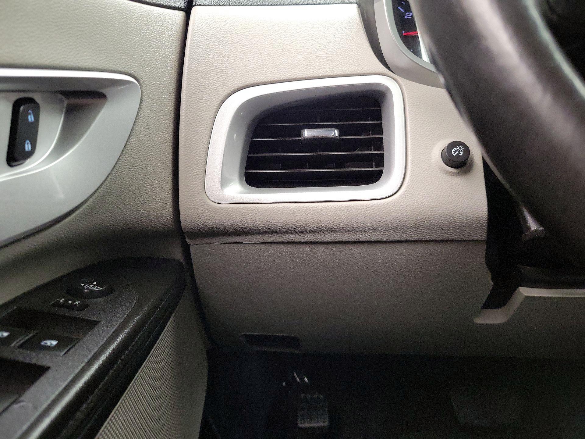 Thumbnail: 2016 Chevrolet Equinox - 13
