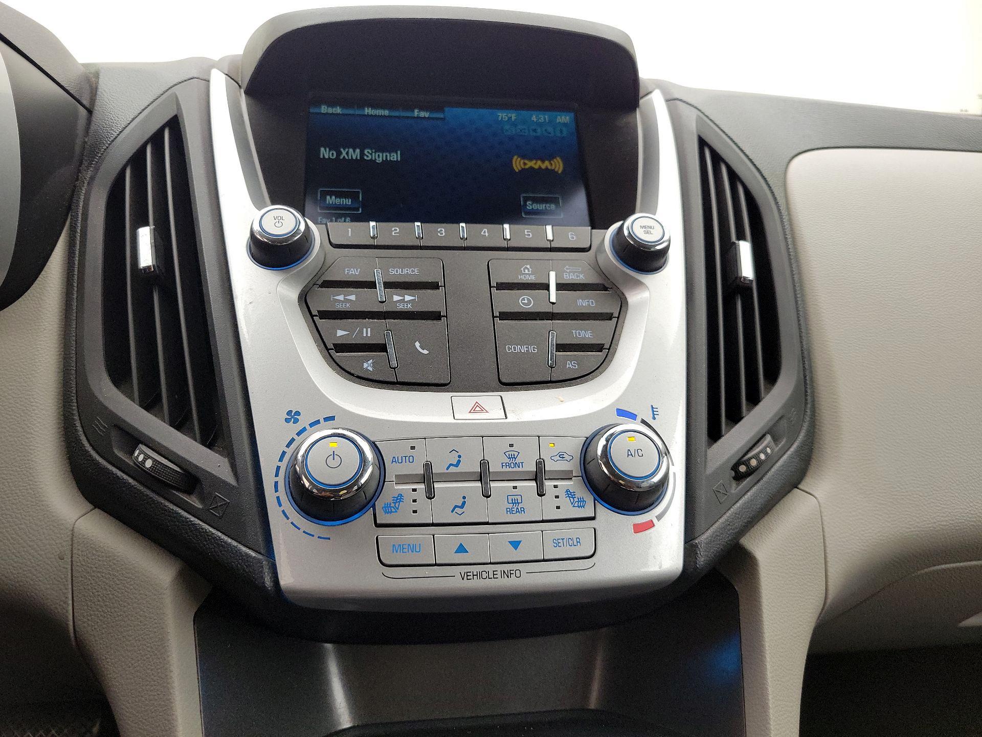 Thumbnail: 2016 Chevrolet Equinox - 16