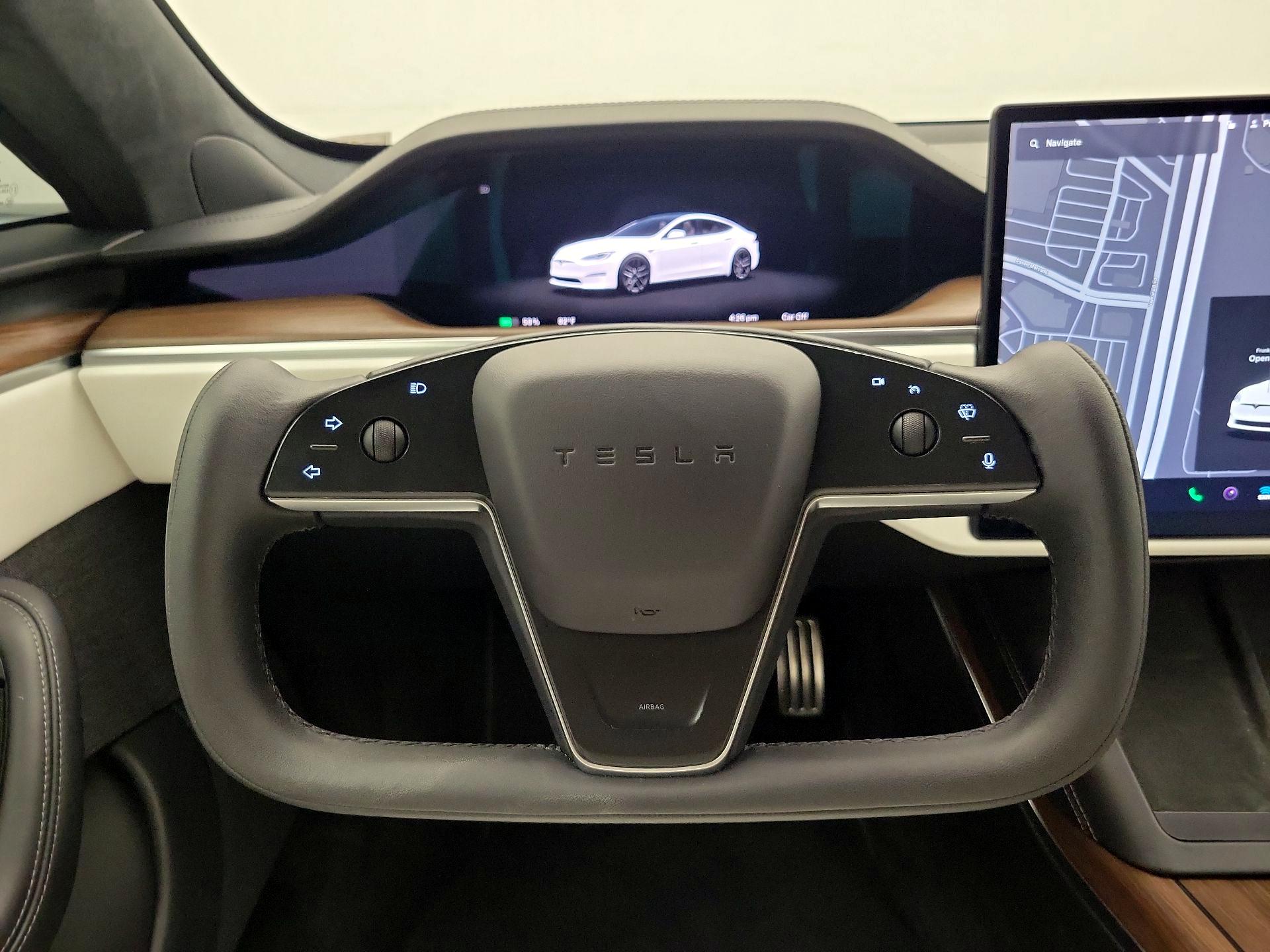 Thumbnail: 2022 Tesla Model S - 10