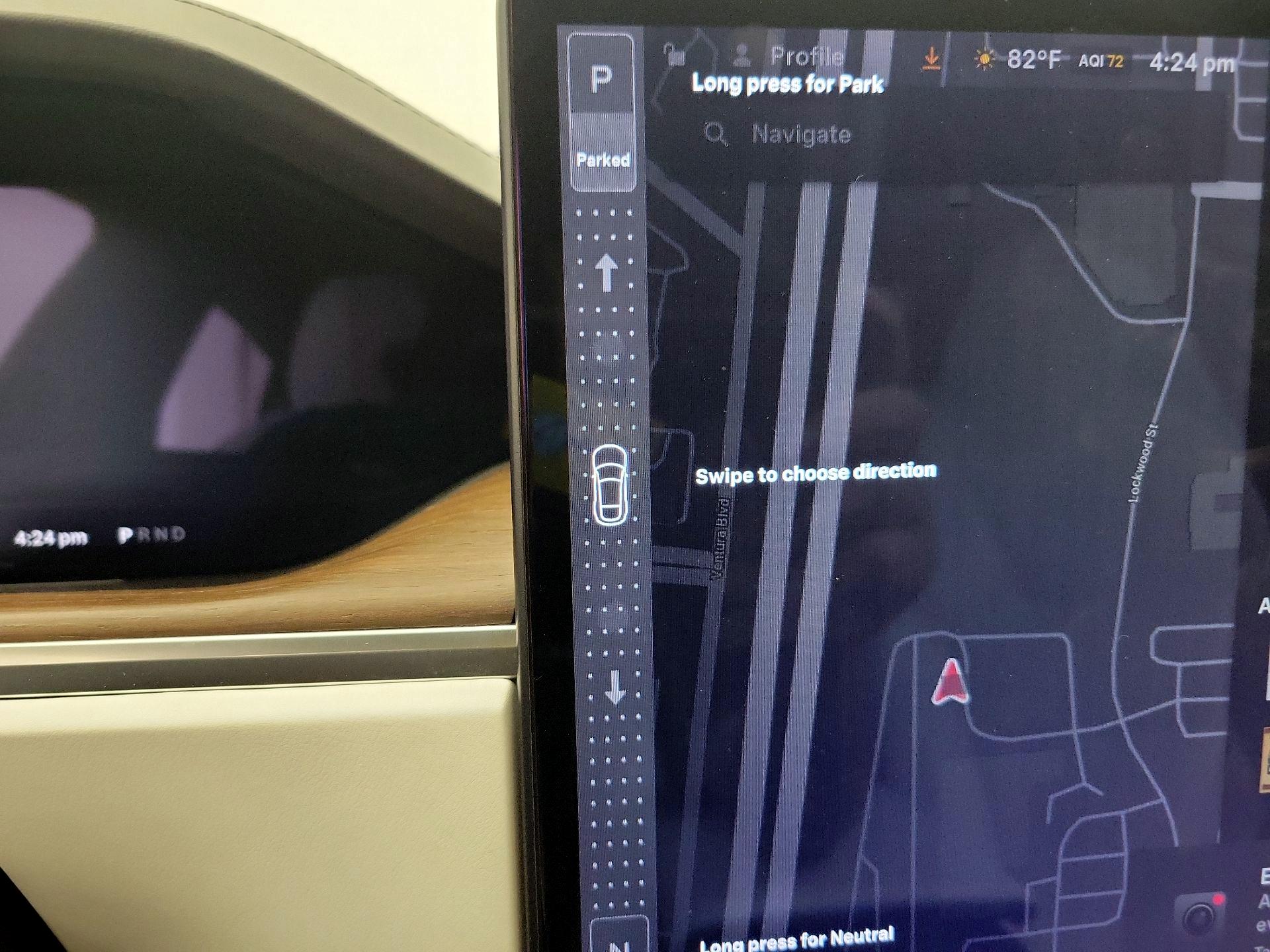 Thumbnail: 2022 Tesla Model S - 17