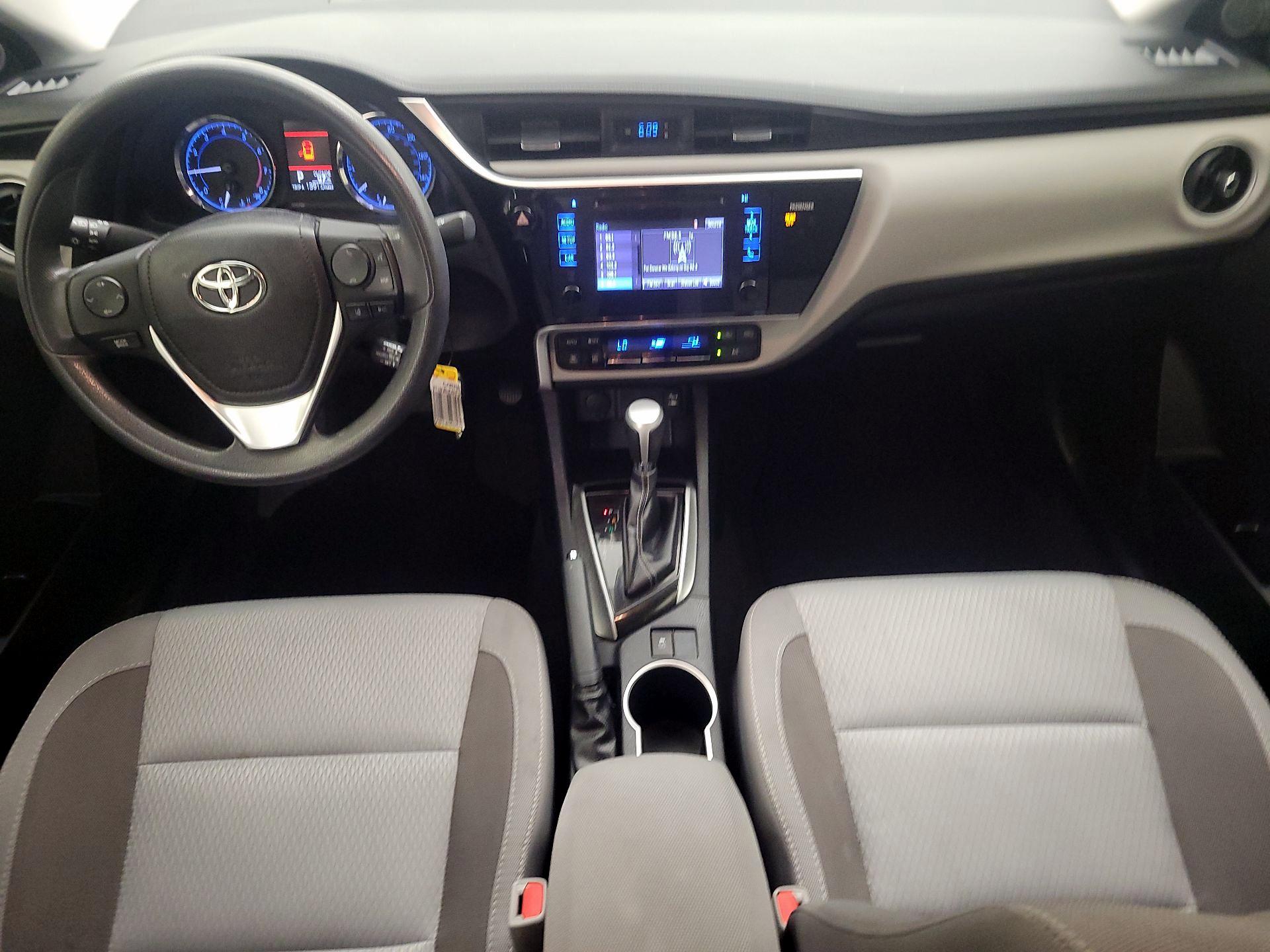 Thumbnail: 2017 Toyota Corolla - 9
