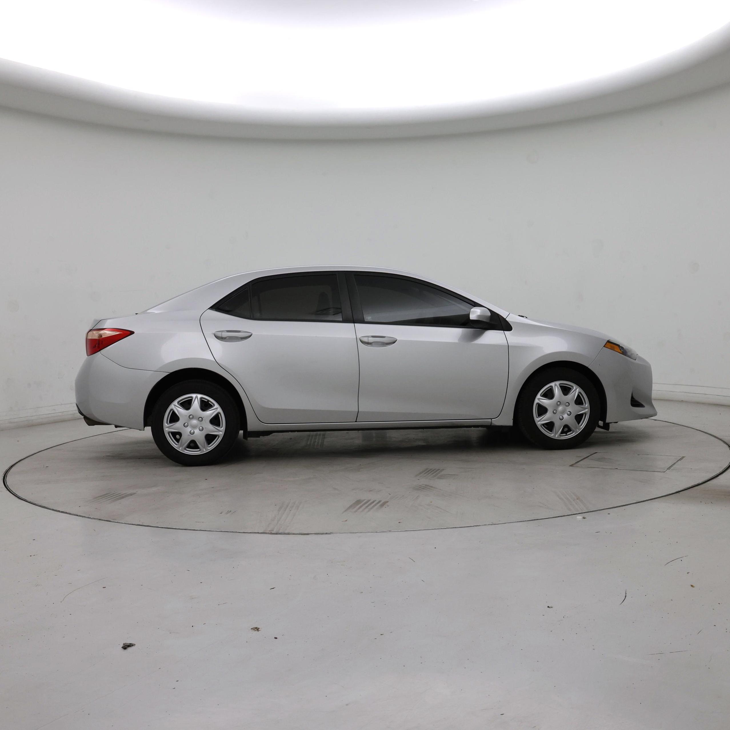 Thumbnail: 2017 Toyota Corolla - 7
